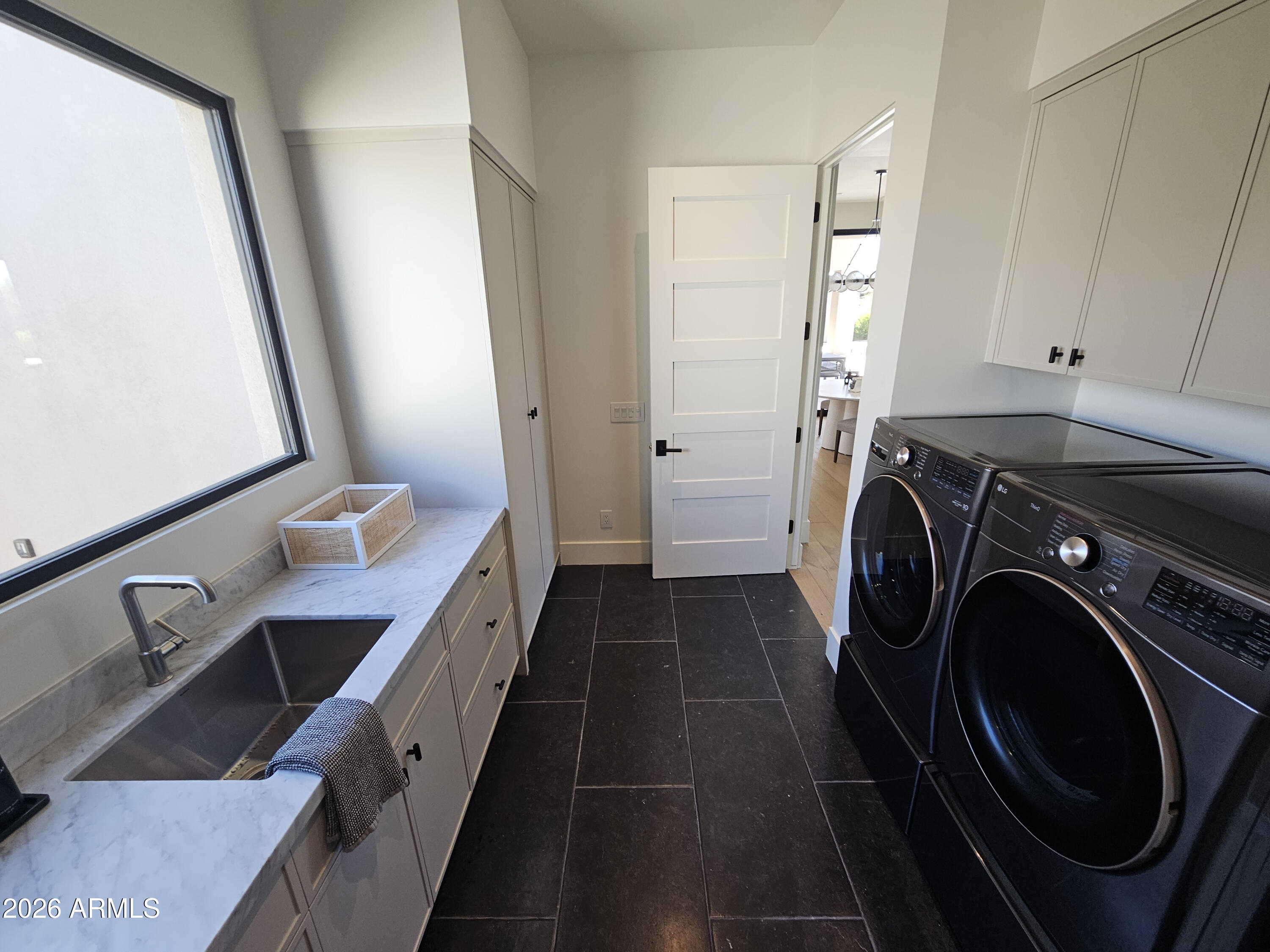 WHISPER ROCK UNIT 1 - Residential