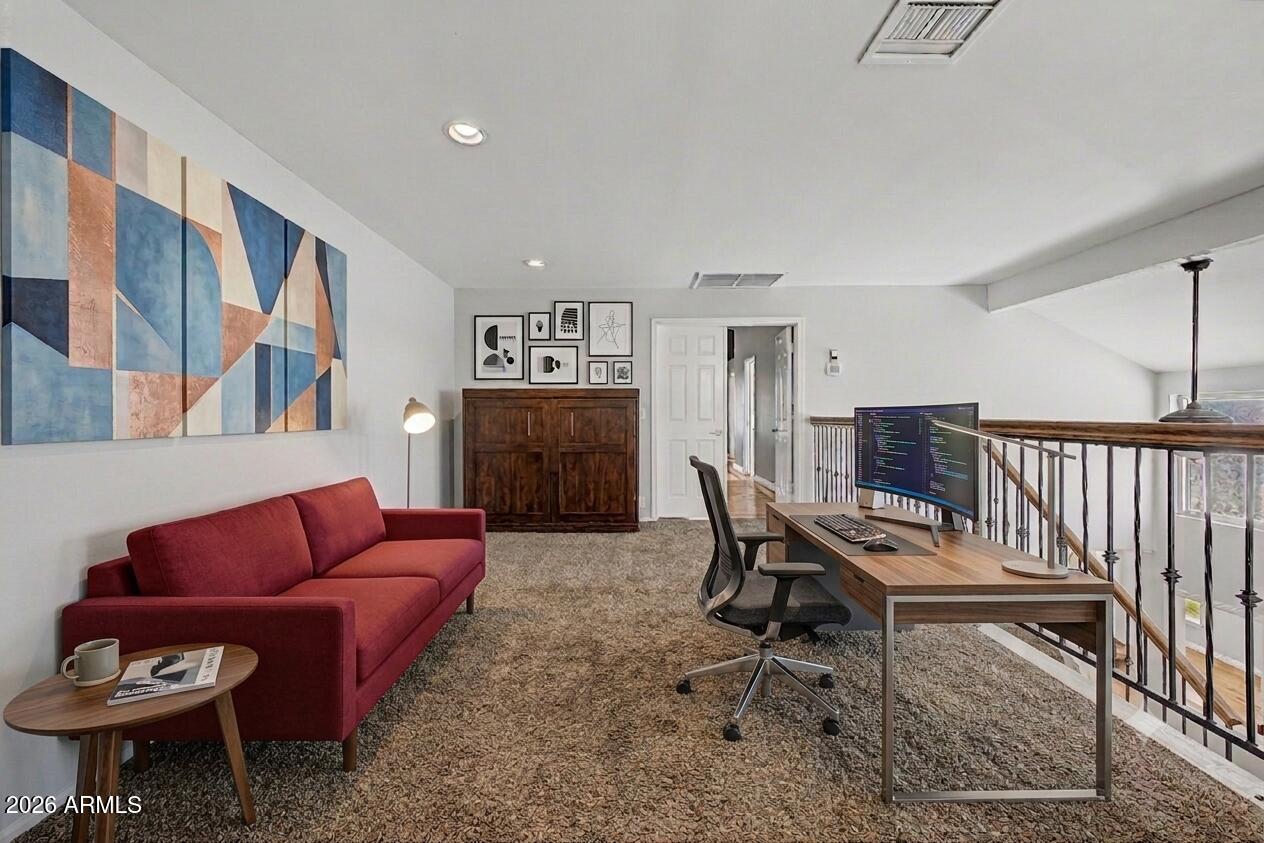 HONEYRIDGE MANOR - Residential
