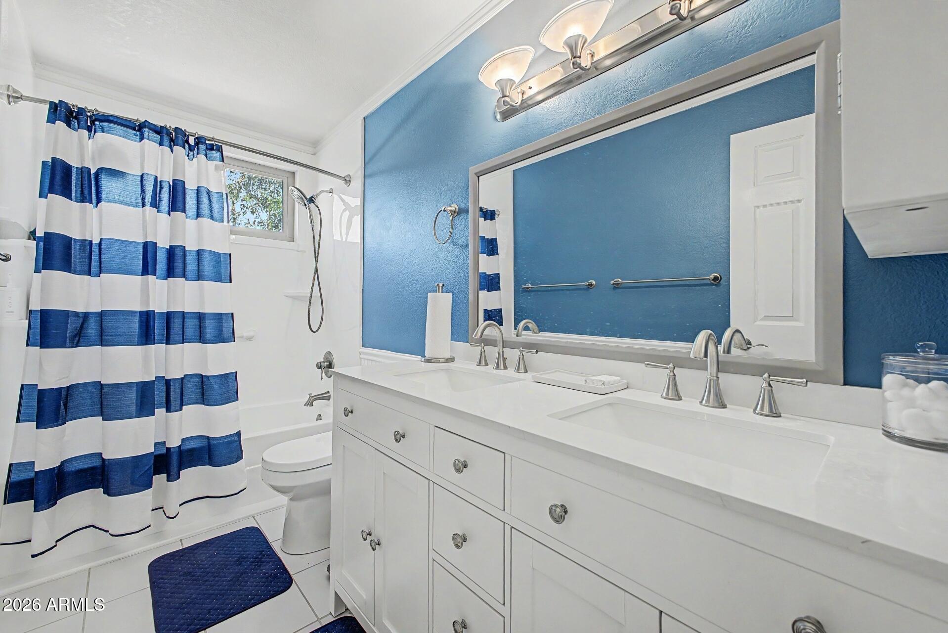 HONEYRIDGE MANOR - Residential