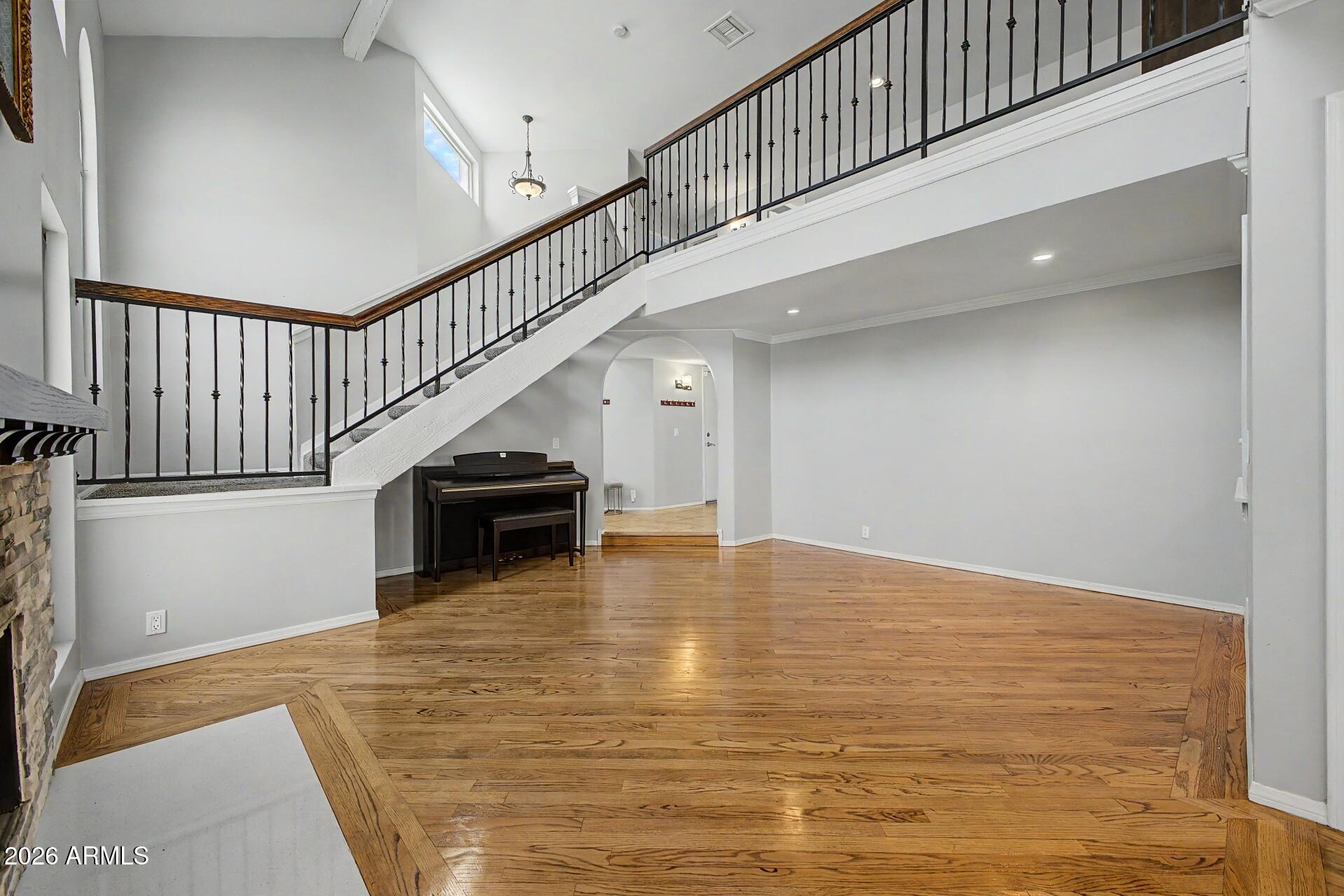 HONEYRIDGE MANOR - Residential