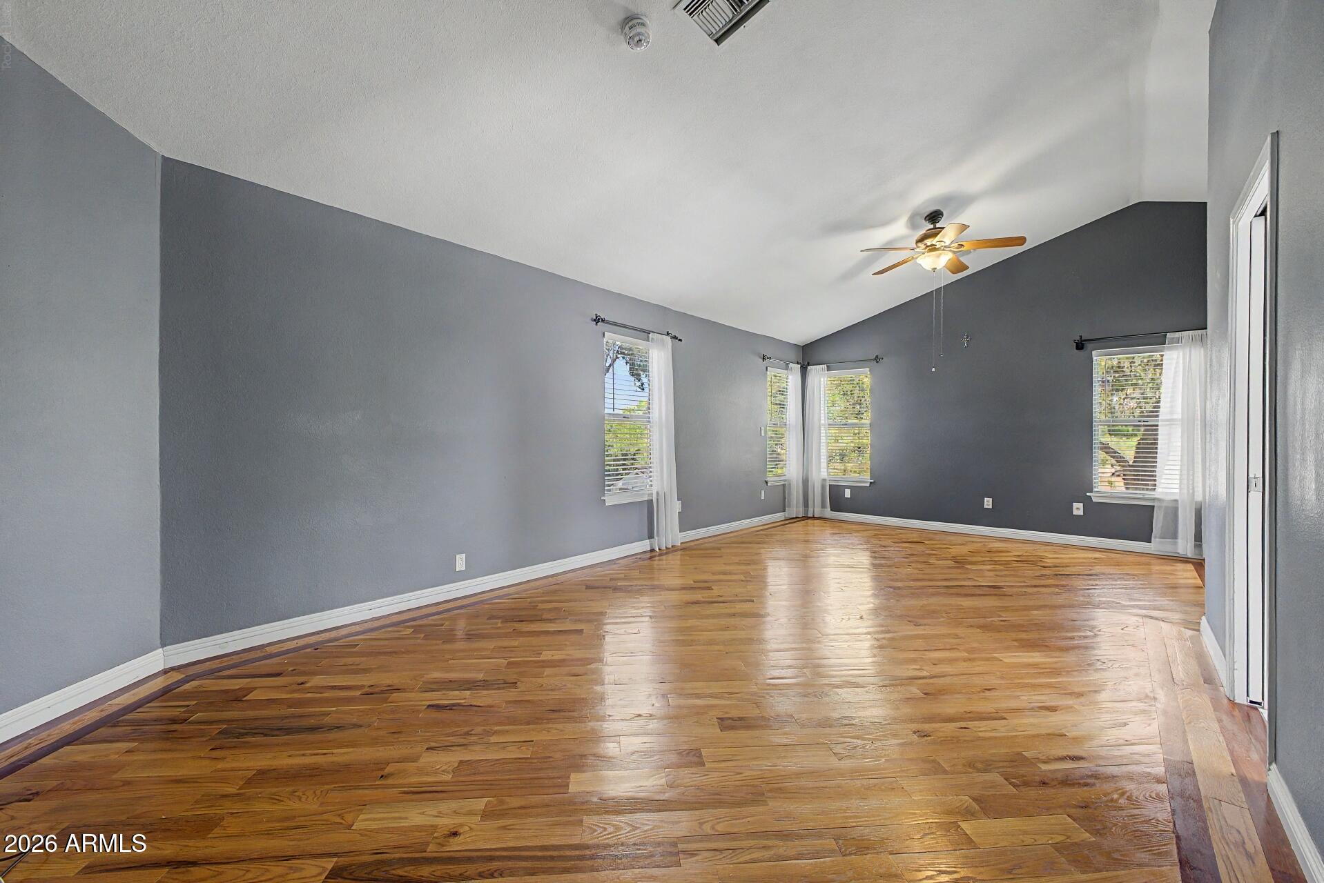 HONEYRIDGE MANOR - Residential