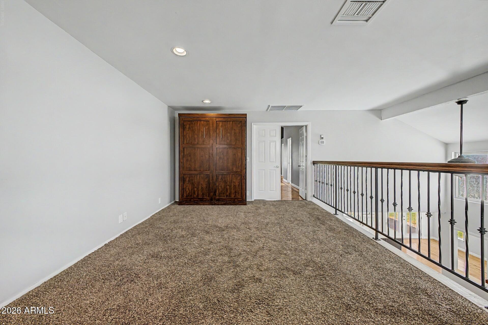 HONEYRIDGE MANOR - Residential