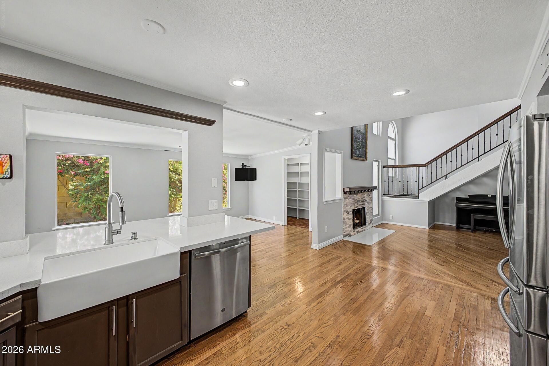 HONEYRIDGE MANOR - Residential