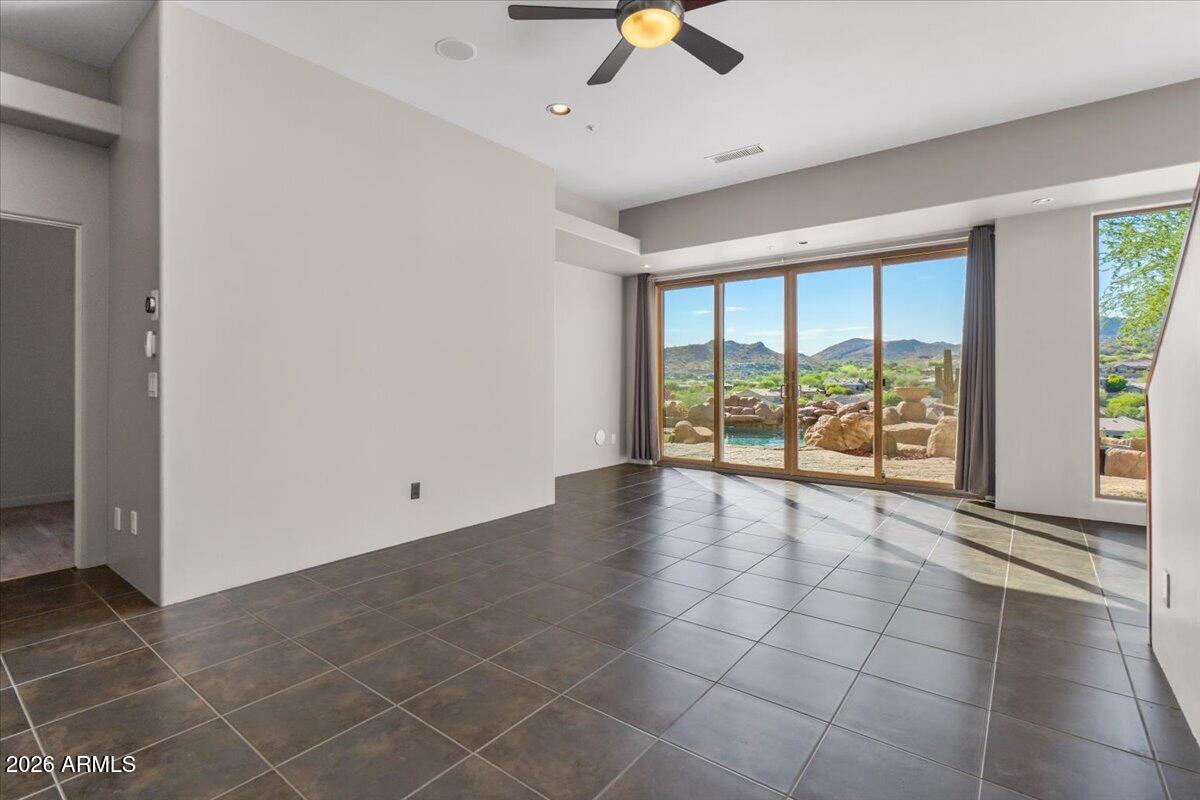 EAGLE MOUNTAIN 13 - Residential
