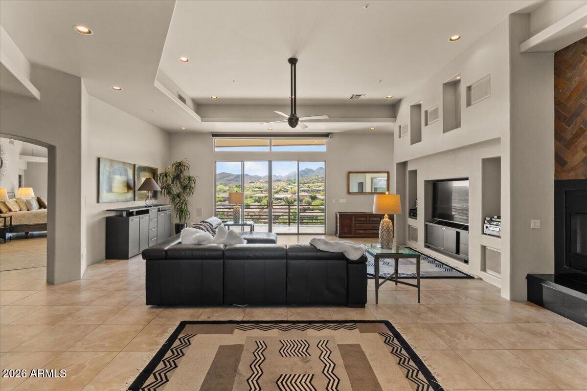 EAGLE MOUNTAIN 13 - Residential