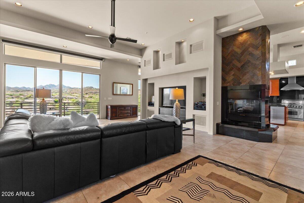 EAGLE MOUNTAIN 13 - Residential