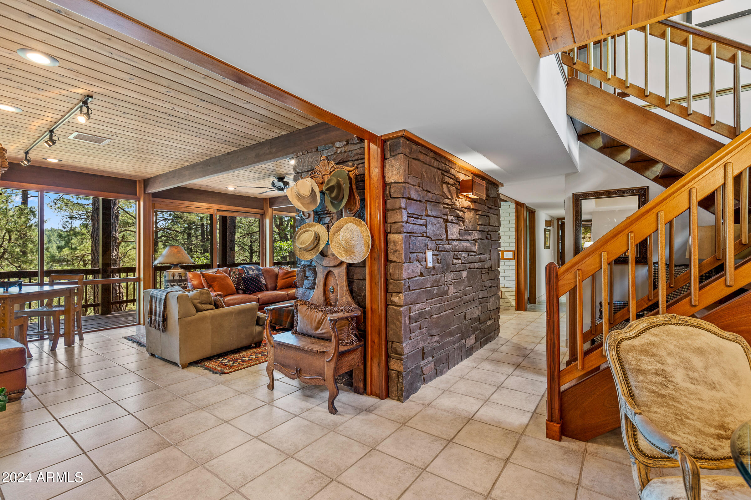 FOREST HIGHLANDS - Residential