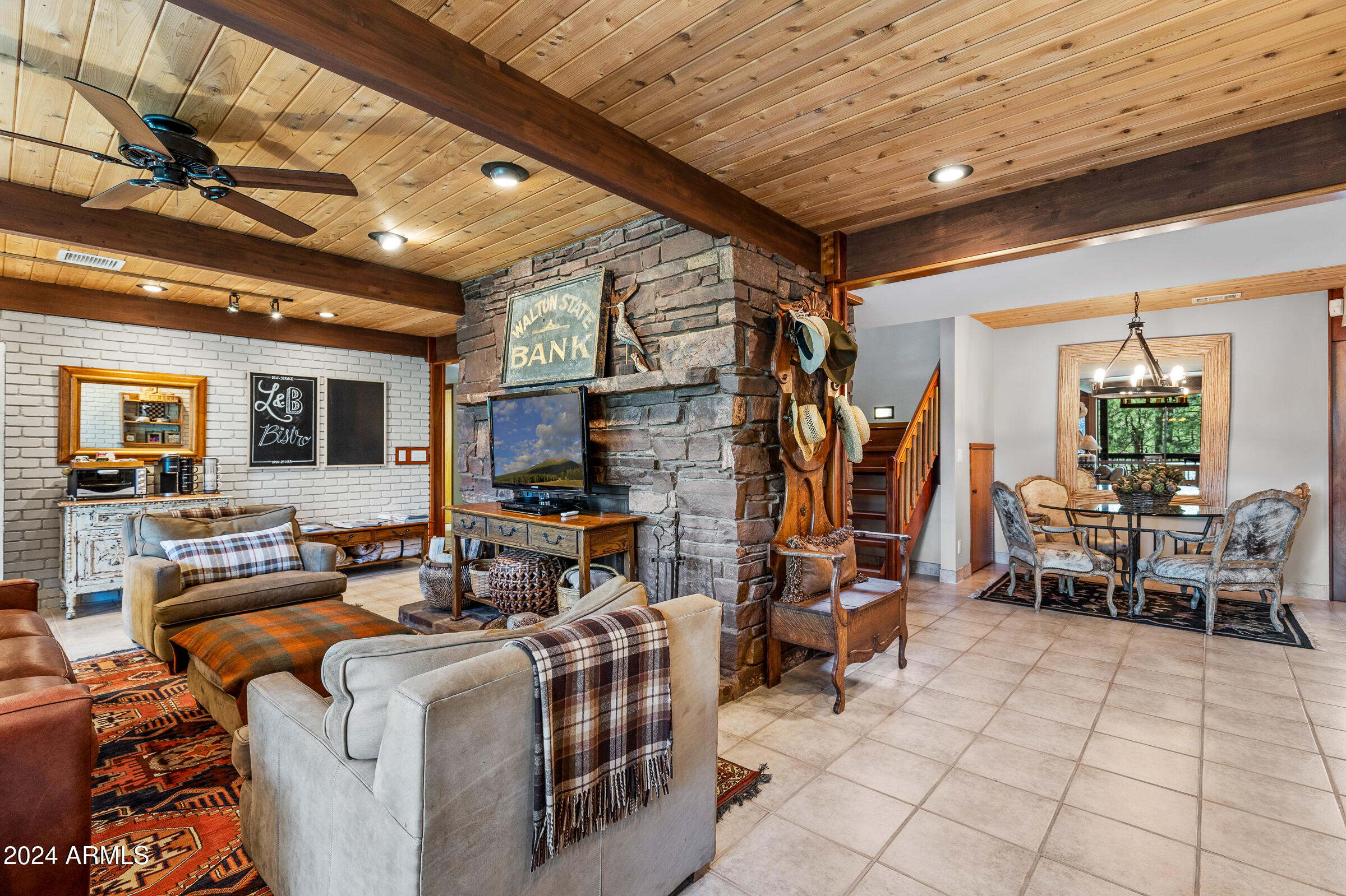 FOREST HIGHLANDS - Residential