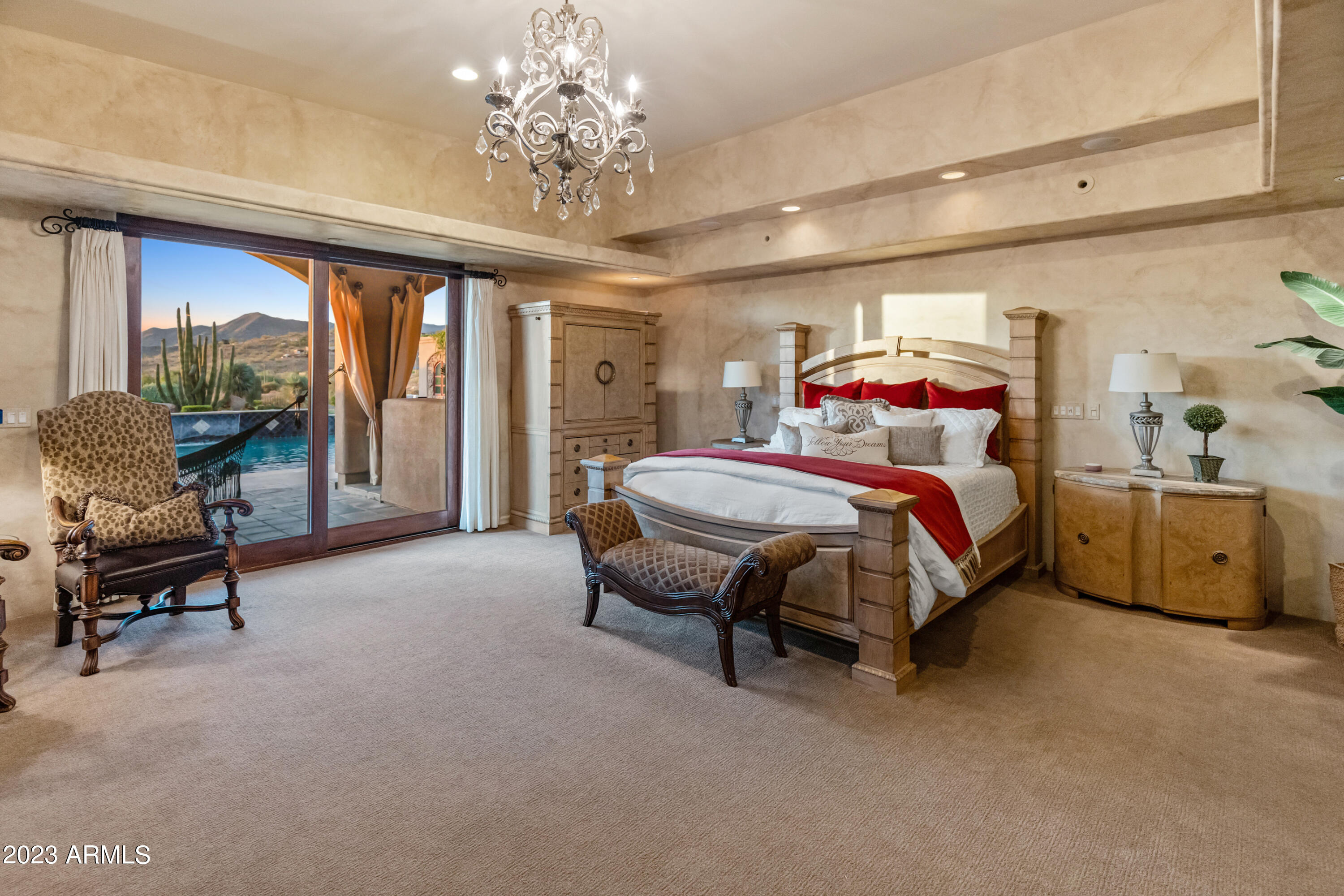 Amazing Estate on 5 Acres - Residential