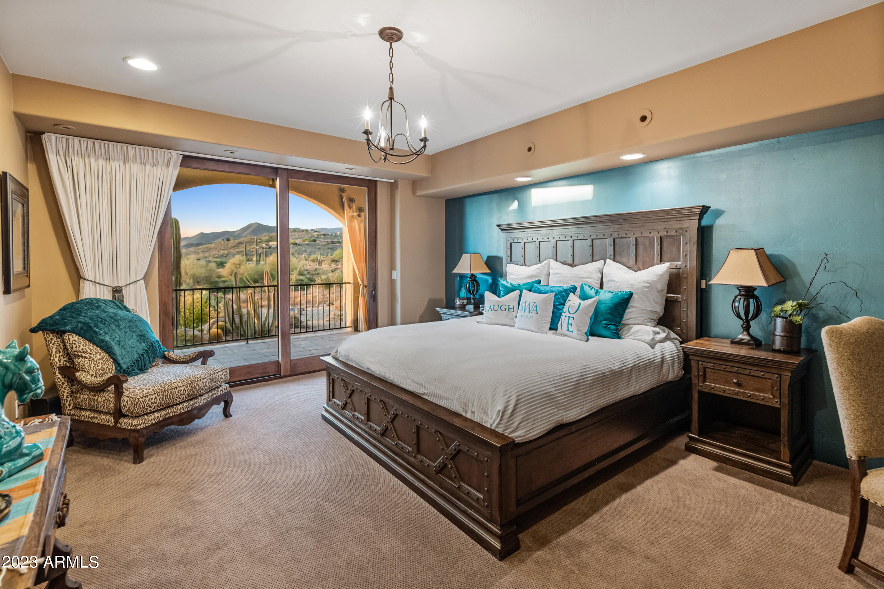 Amazing Estate on 5 Acres - Residential