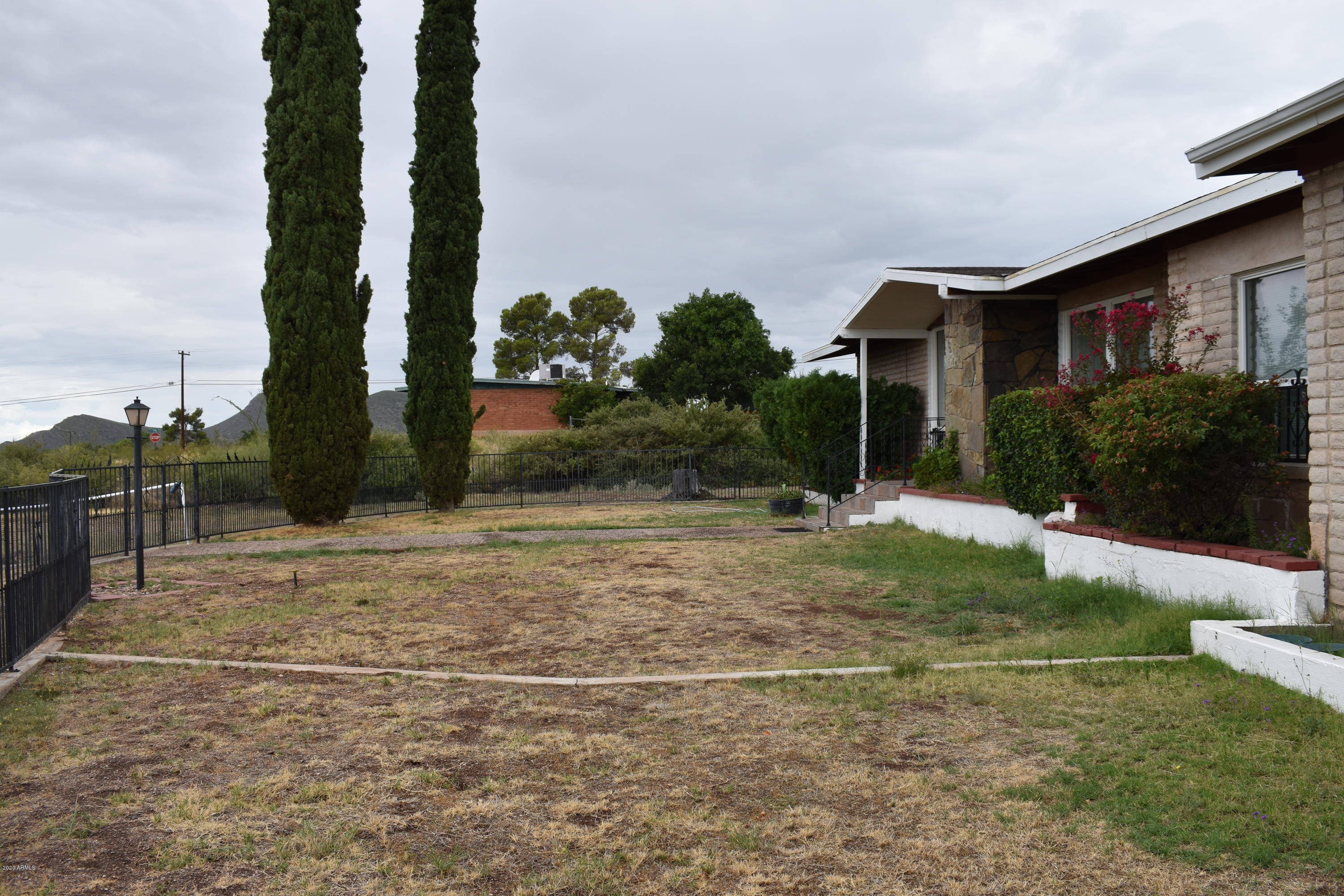 MOUNTAIN RANCH ESTATES UNIT 1 - Residential