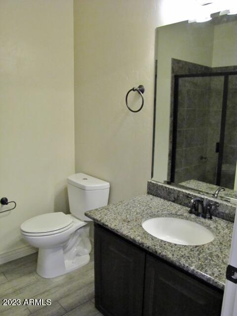 ESTATES/HOLIDAY - Residential Lease