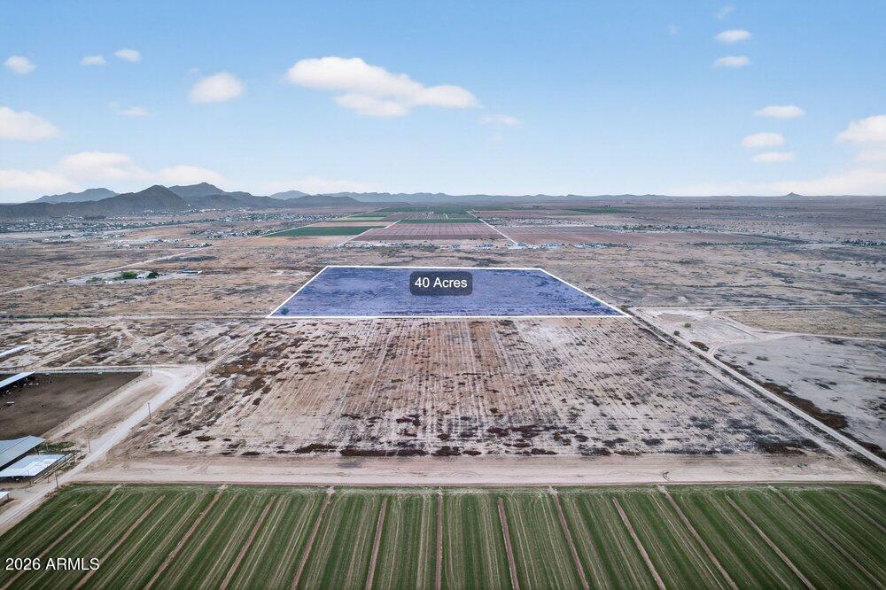 S9 T6S R7E - Land