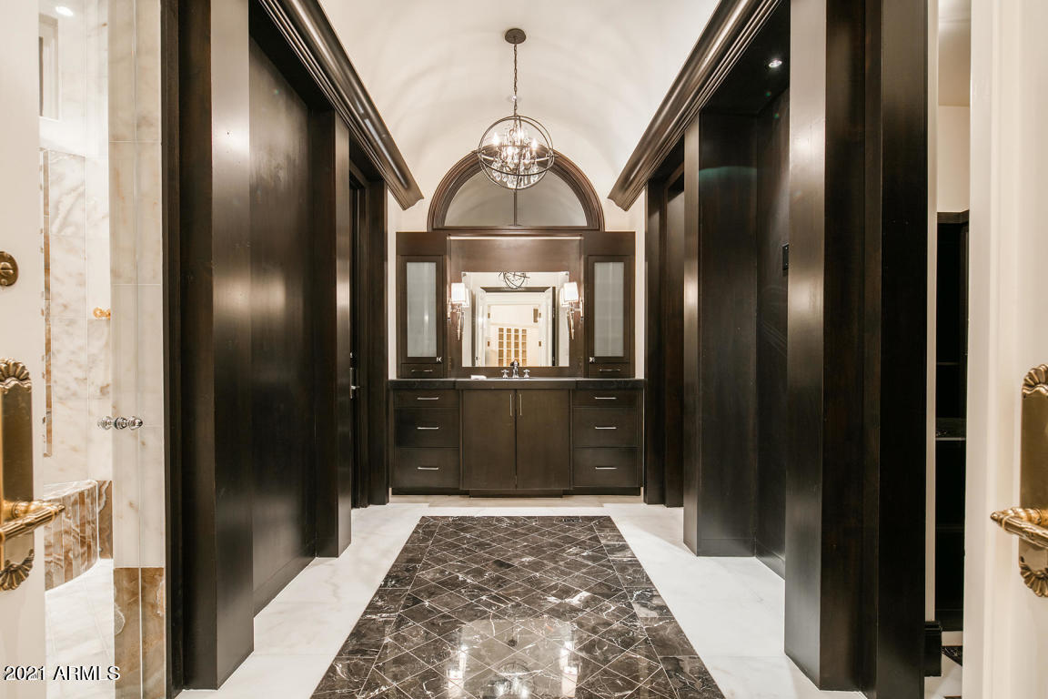 CAMELBACK LANDS - Residential