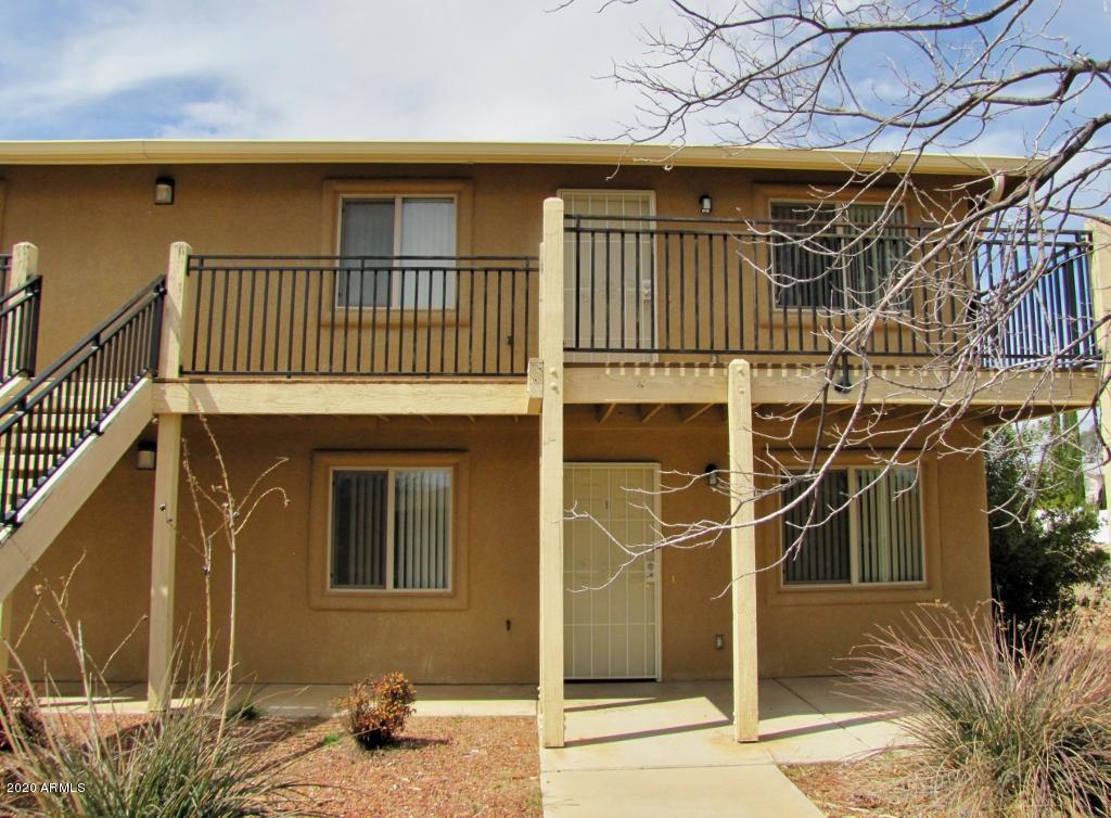This 2BR/2BA, 1026 sq.ft. lower-level condo is centrally located in Sierra Vista, AZ minutes from Ft. Huachuca, shopping and PDS Elementary.  This is a lower level unit.