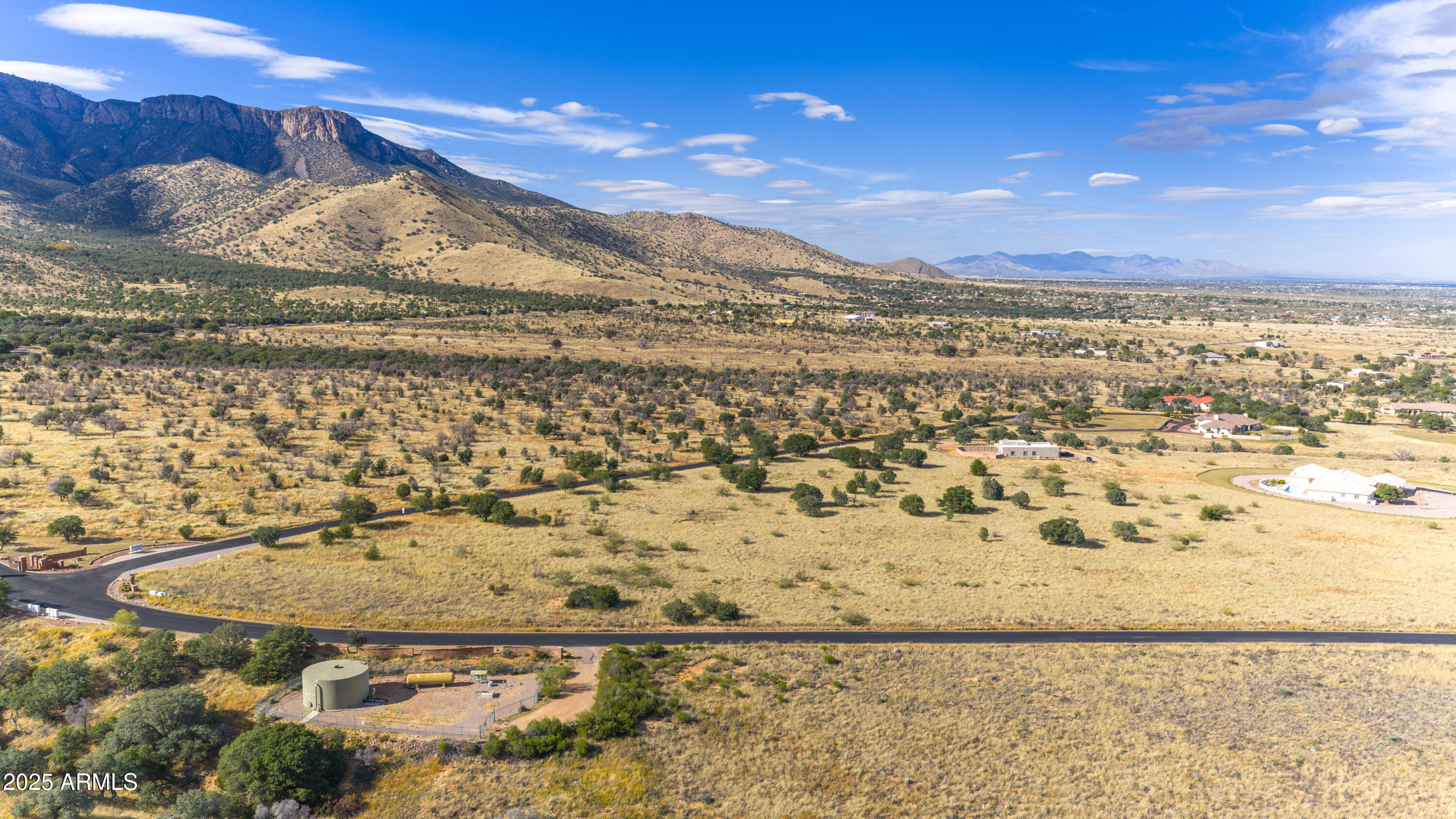 WILDHORSE - Land