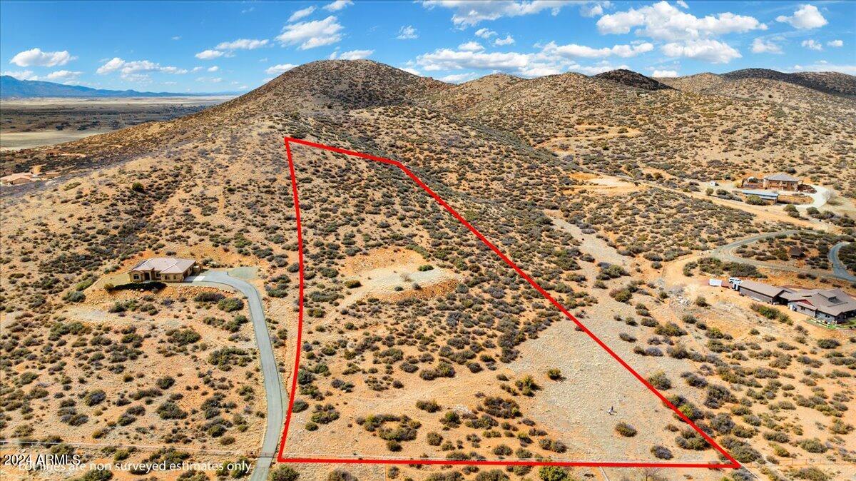 COYOTE CREST AMD - Land