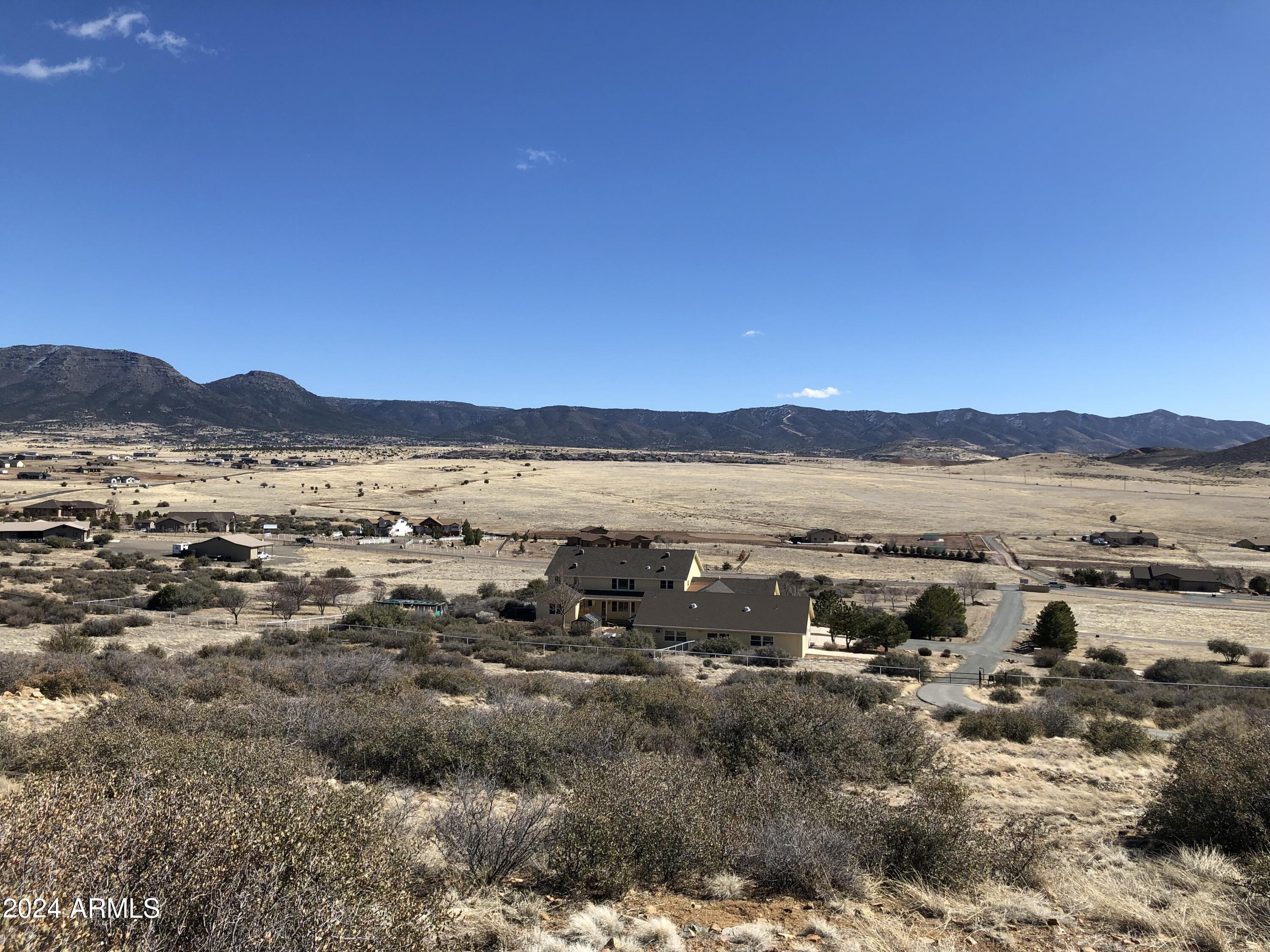 COYOTE CREST AMD - Land