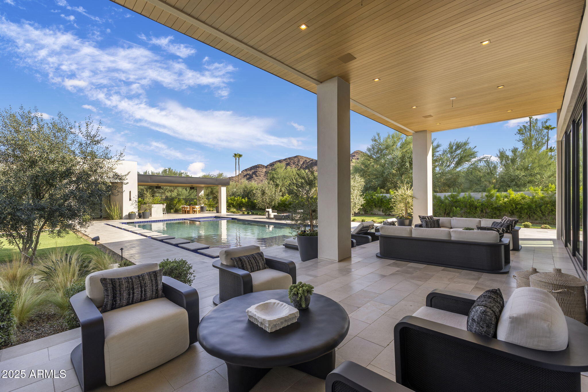 MOCKINGBIRD LANE ESTATES 5 - Residential