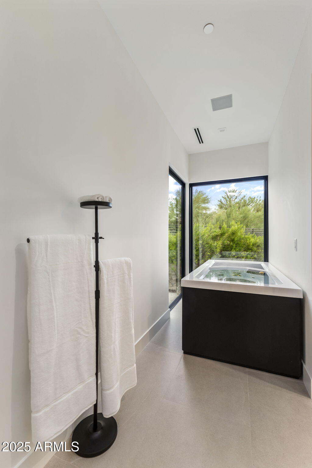 MOCKINGBIRD LANE ESTATES 5 - Residential