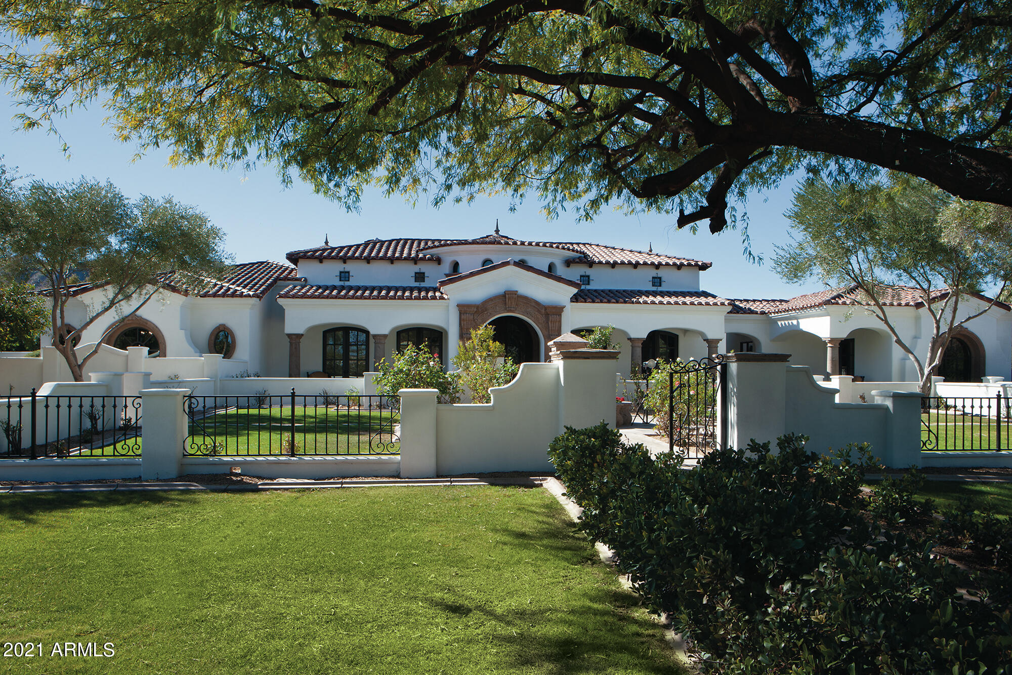 GROSSE POINTE HIGHLANDS - Residential