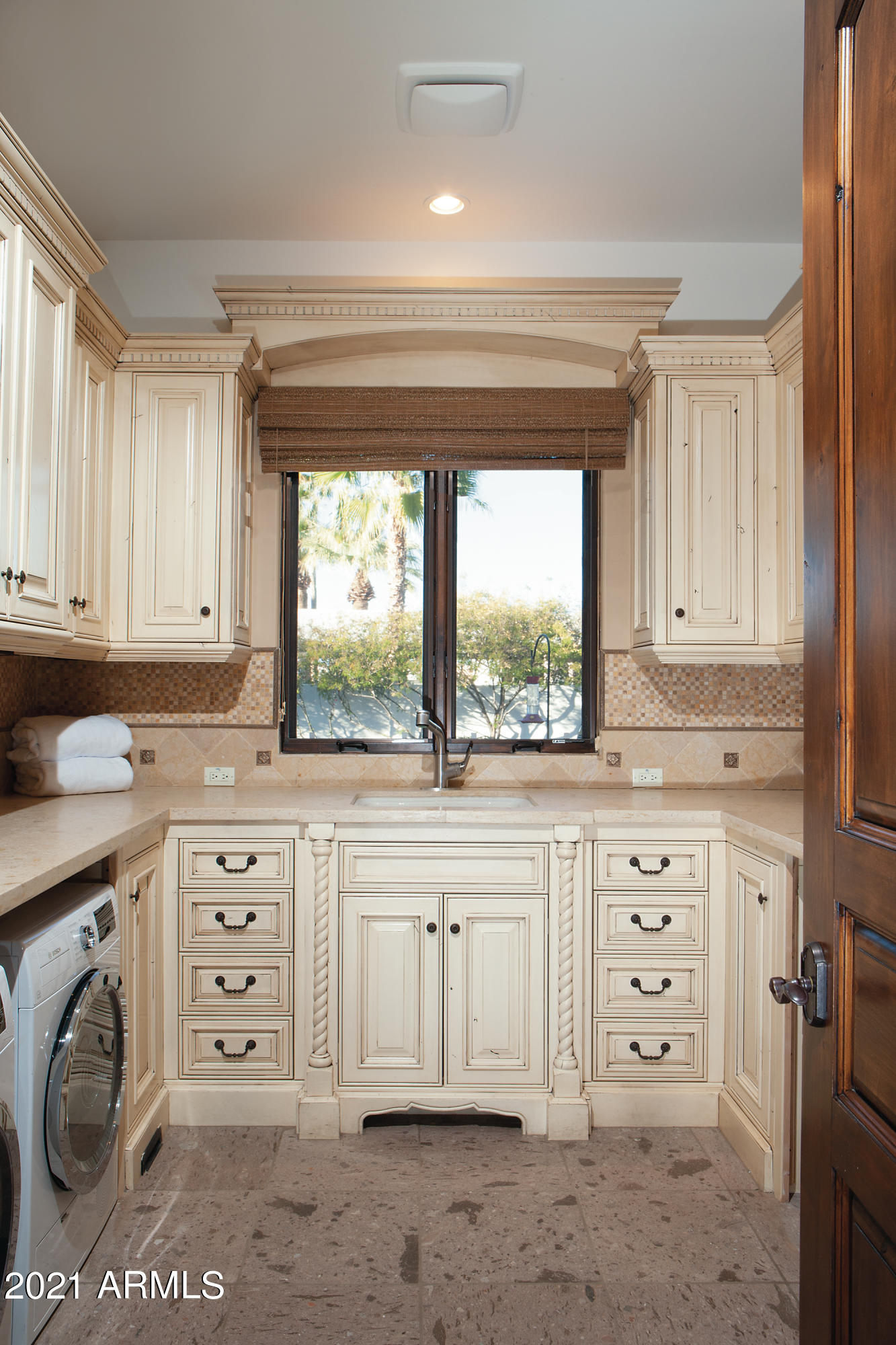 GROSSE POINTE HIGHLANDS - Residential