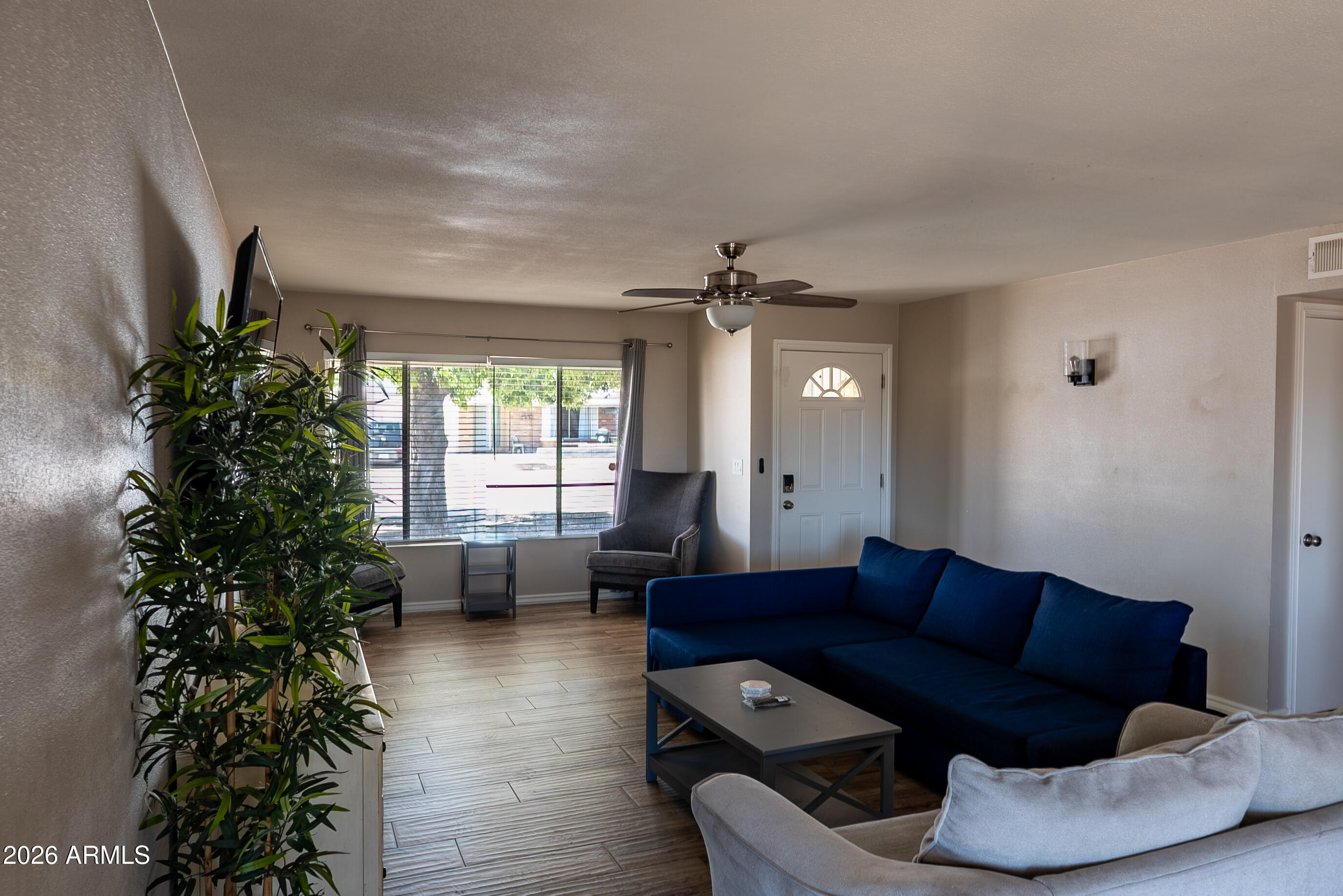 THUNDERBIRD SHADOWS - Residential