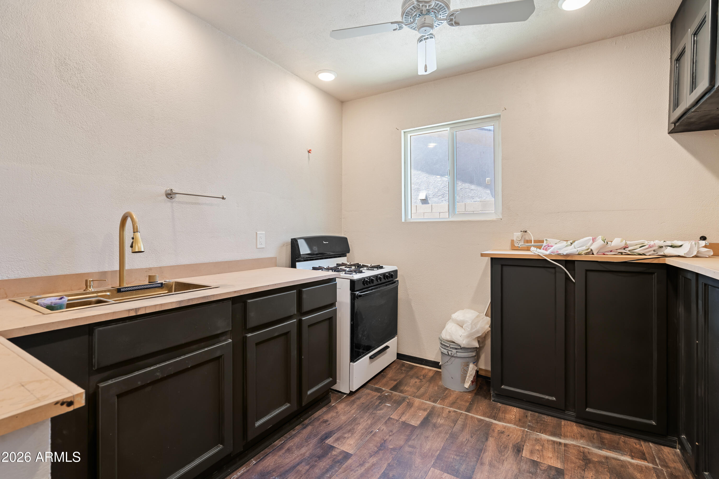 LEE HOMES ANNEX - Residential