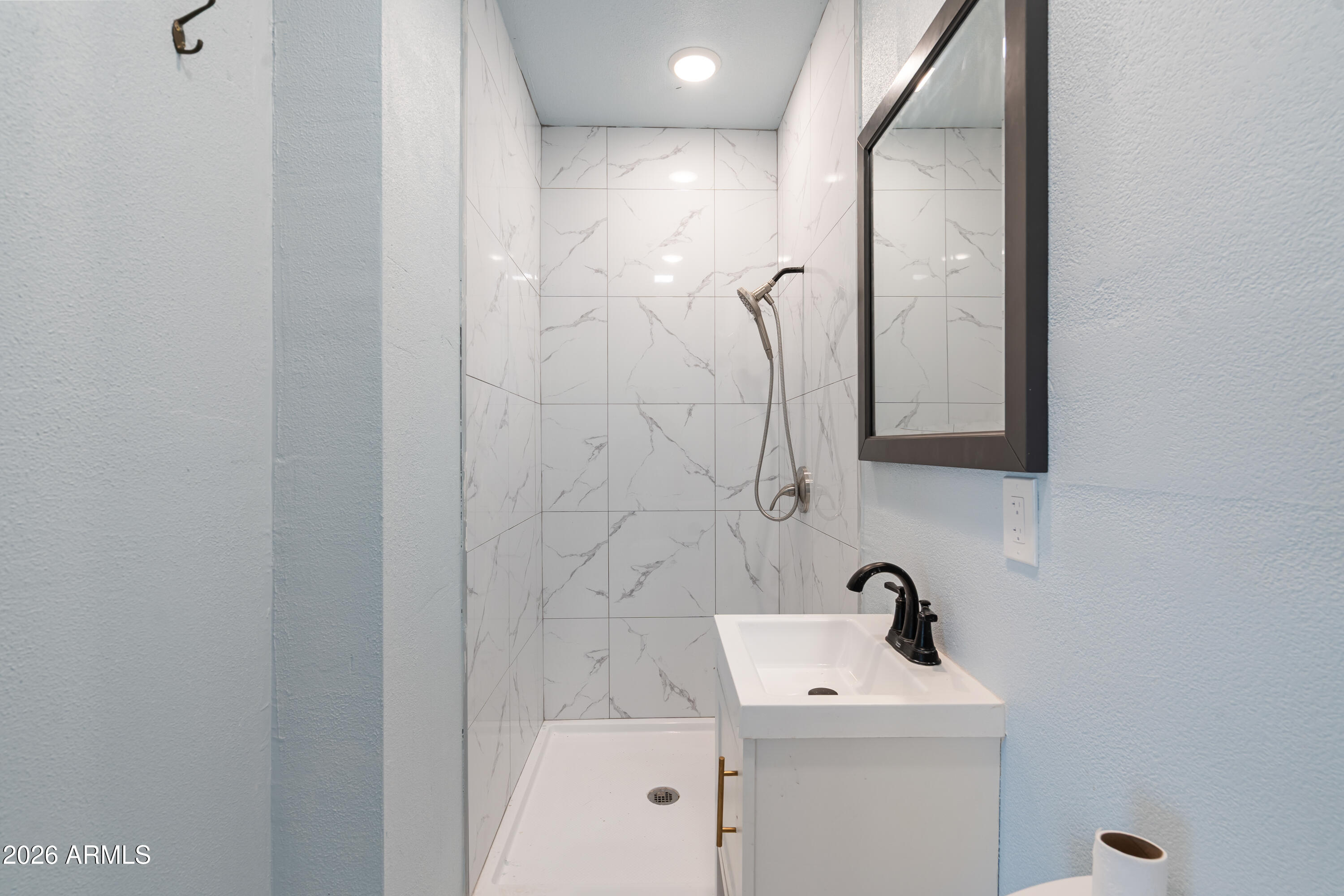 LEE HOMES ANNEX - Residential