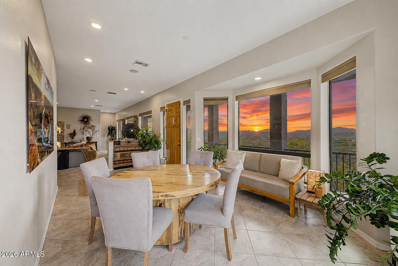 Circle Mountain - Residential