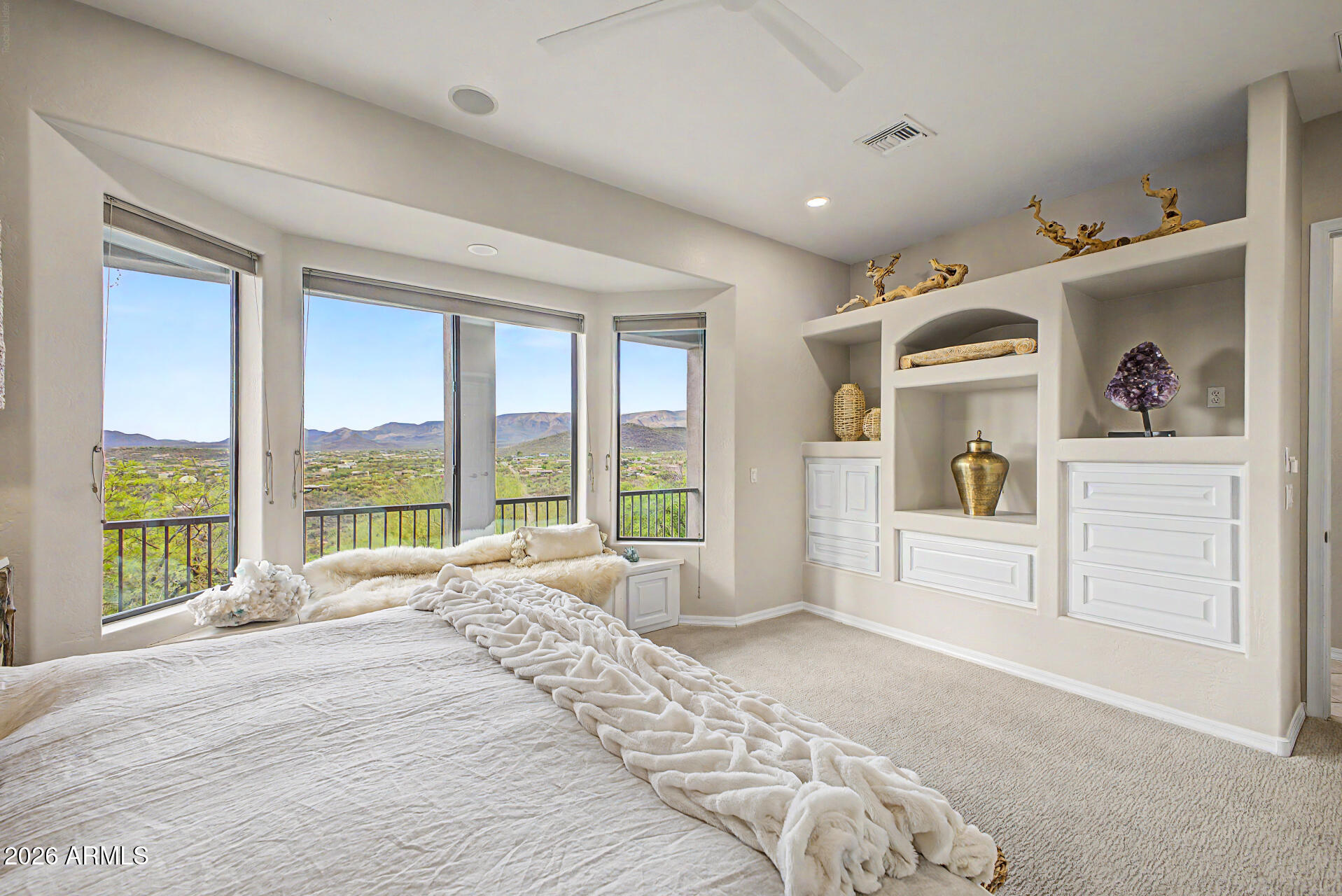 Circle Mountain - Residential