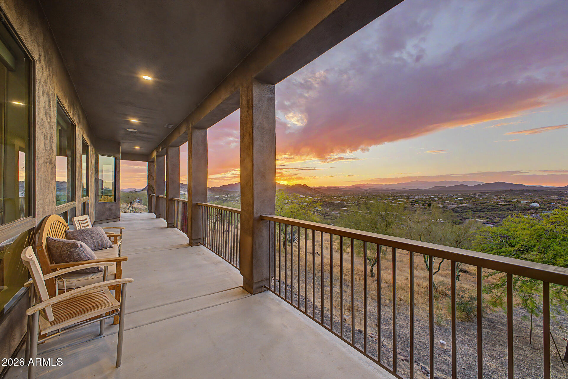Circle Mountain - Residential