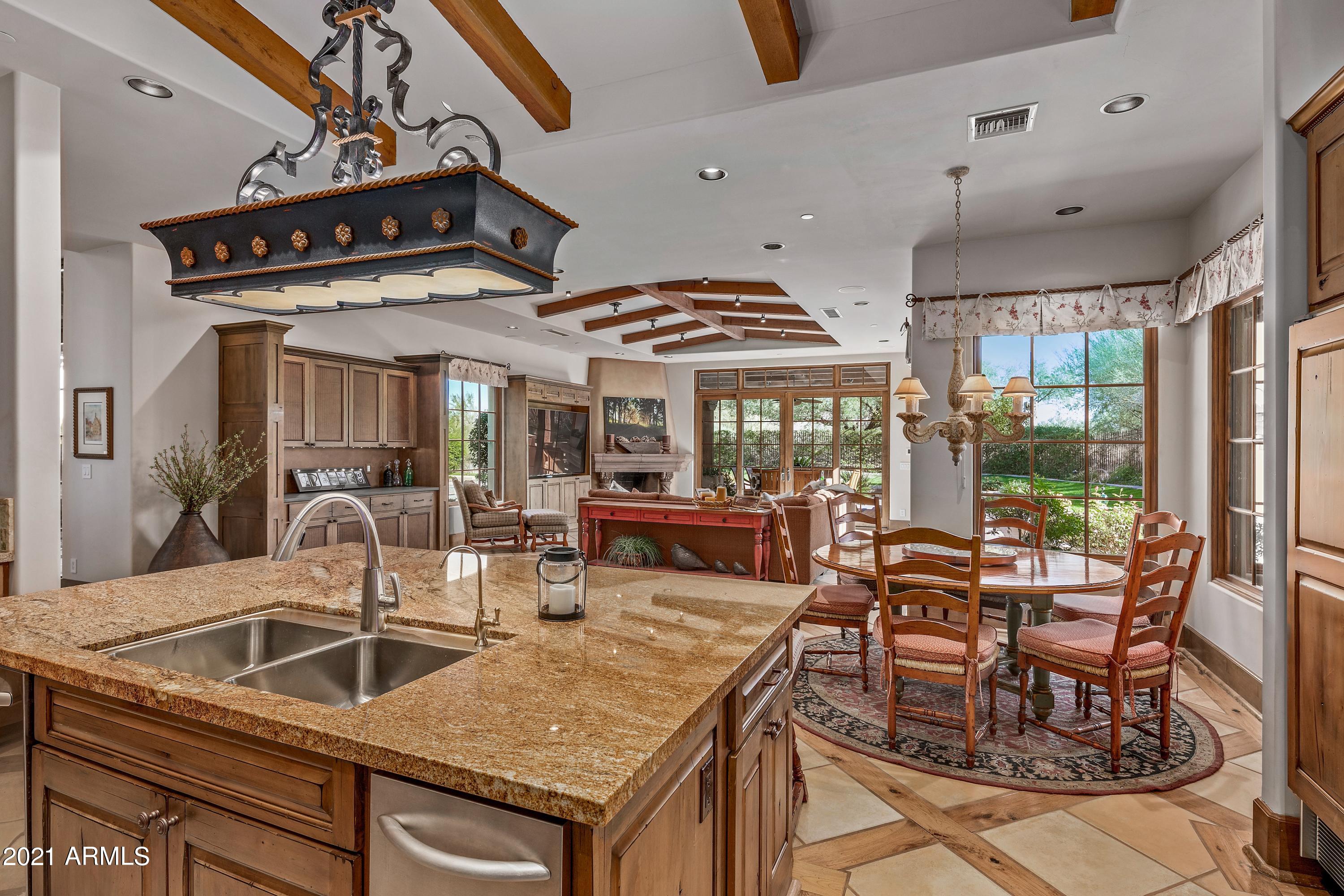 WHISPER ROCK UNIT 1 - Residential