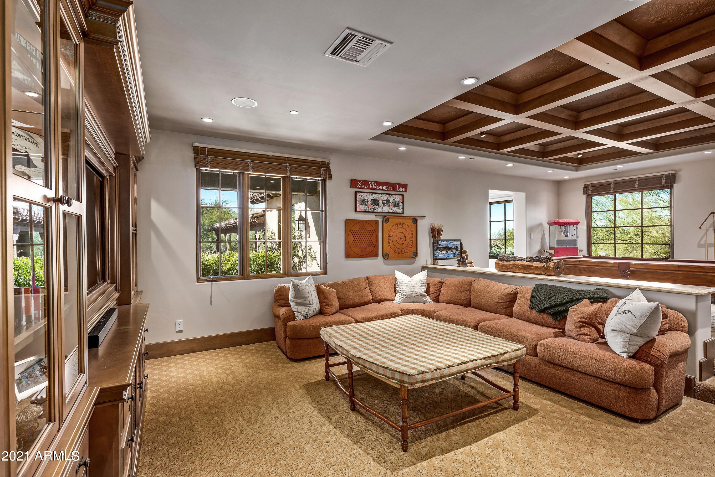 WHISPER ROCK UNIT 1 - Residential