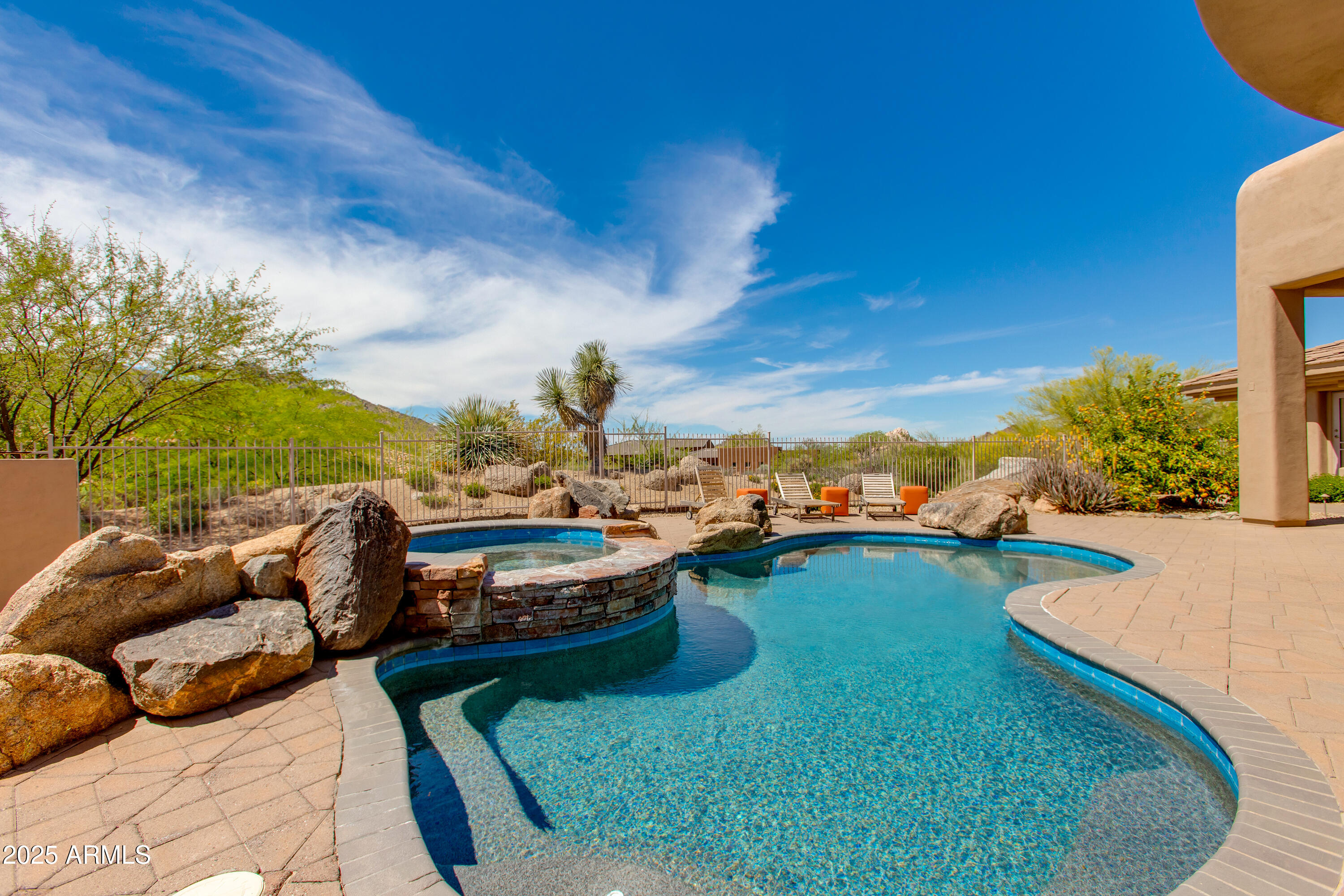 SONORAN CREST - Residential