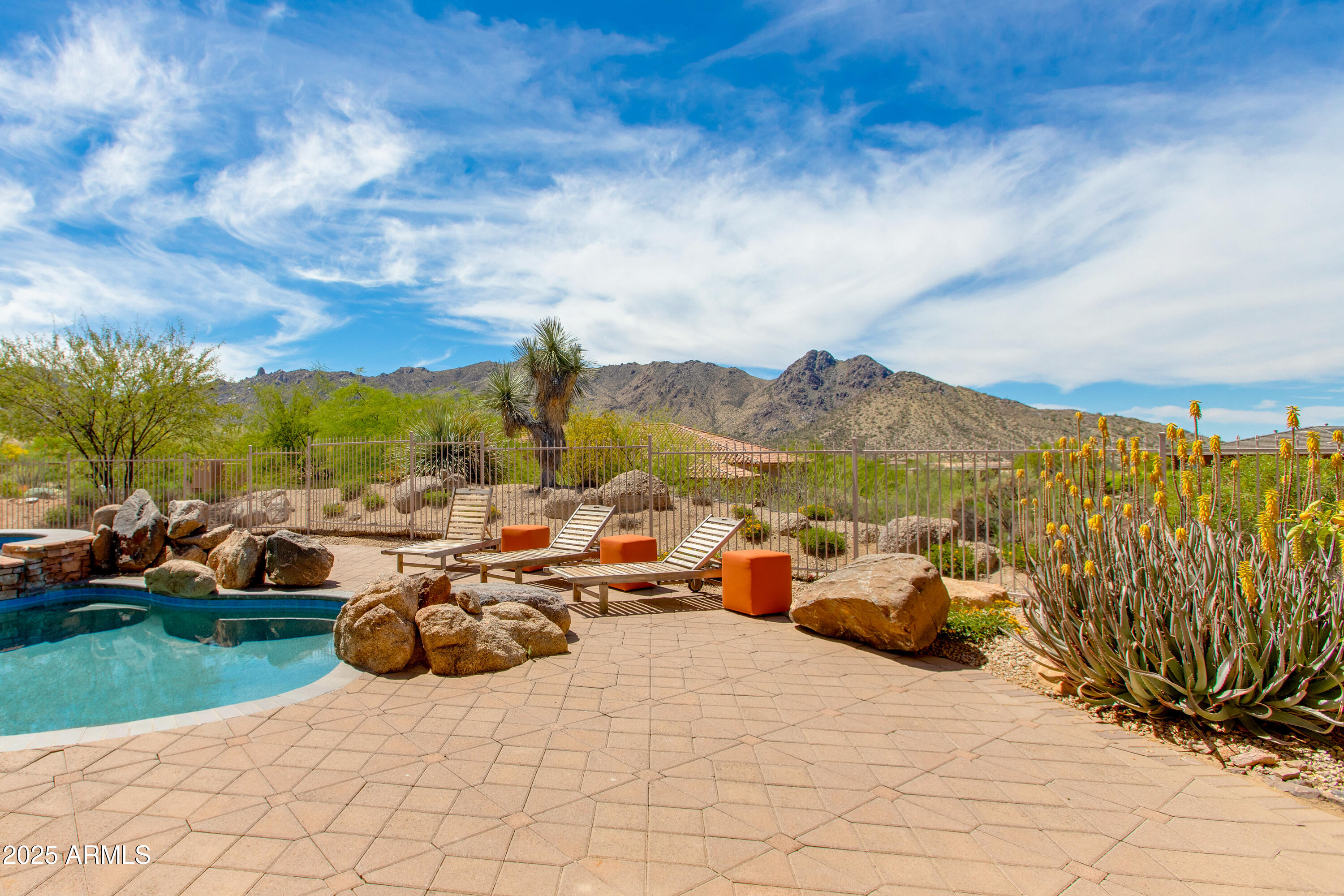 SONORAN CREST - Residential