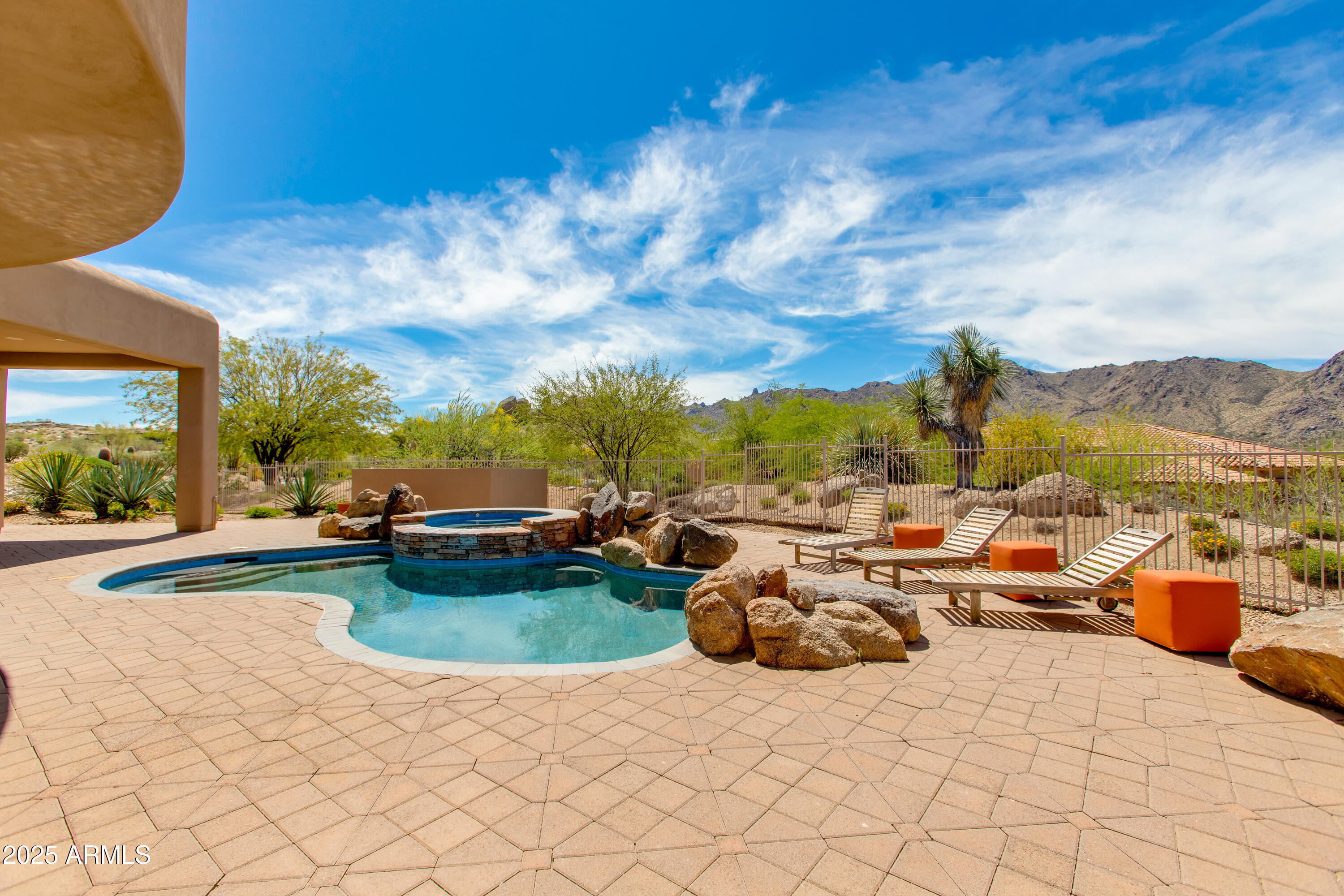 SONORAN CREST - Residential