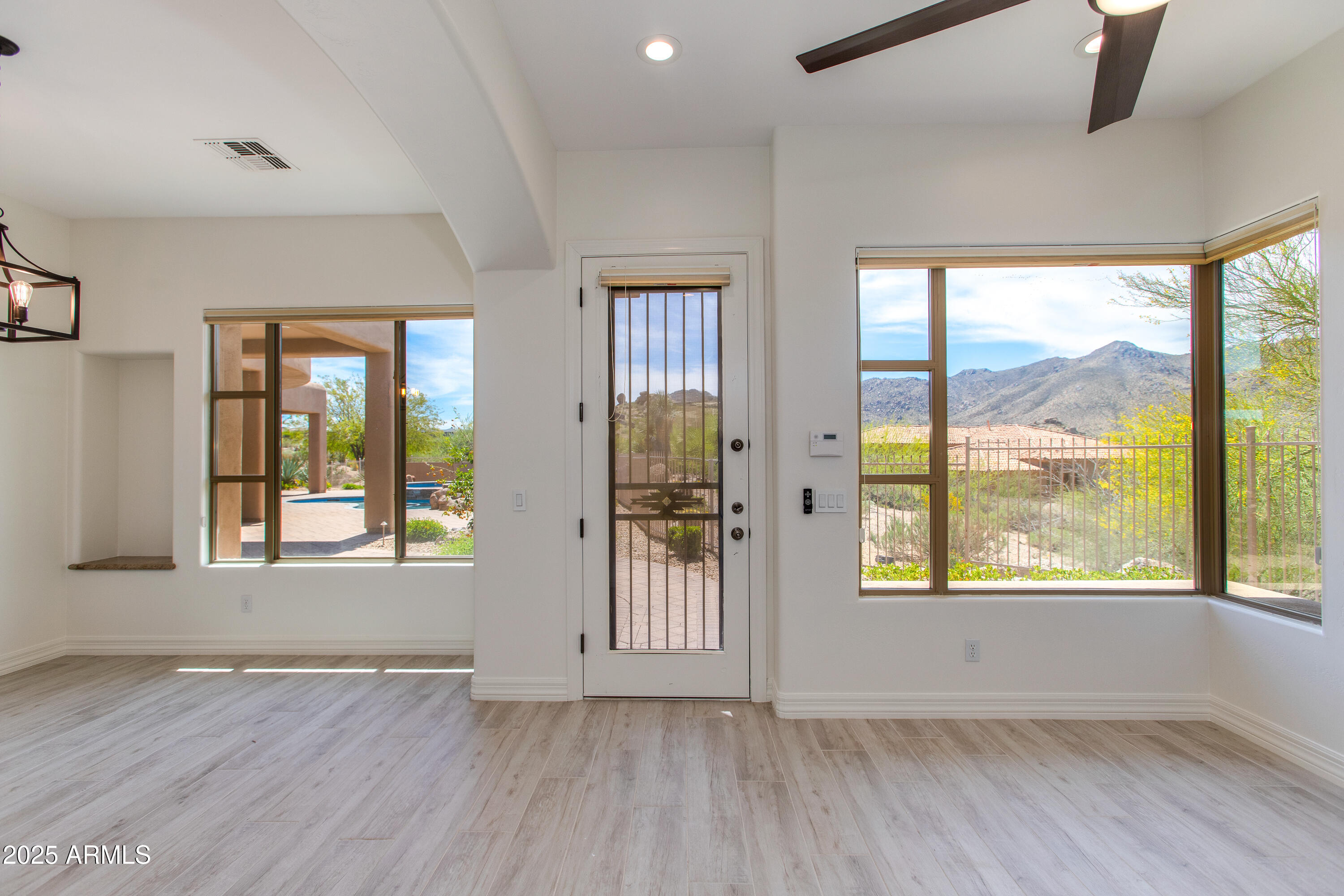 SONORAN CREST - Residential
