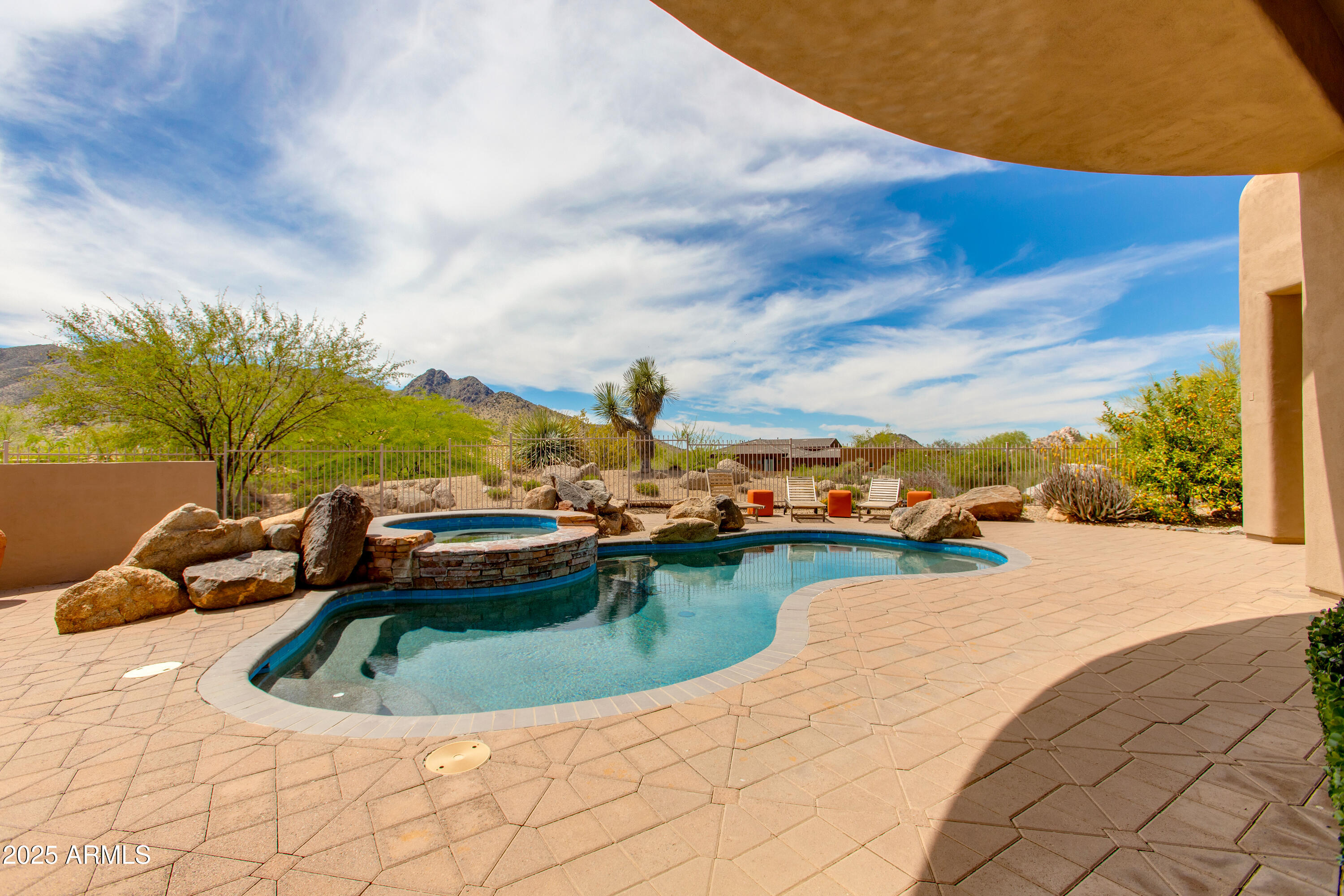 SONORAN CREST - Residential