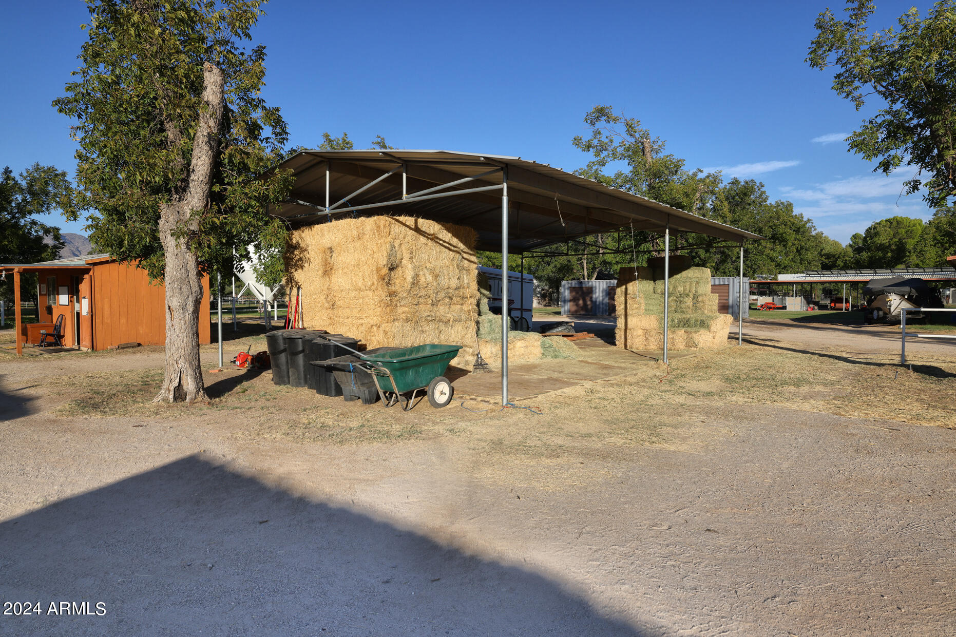 TANQUE VERDE COUNTRY ESTATES - Residential