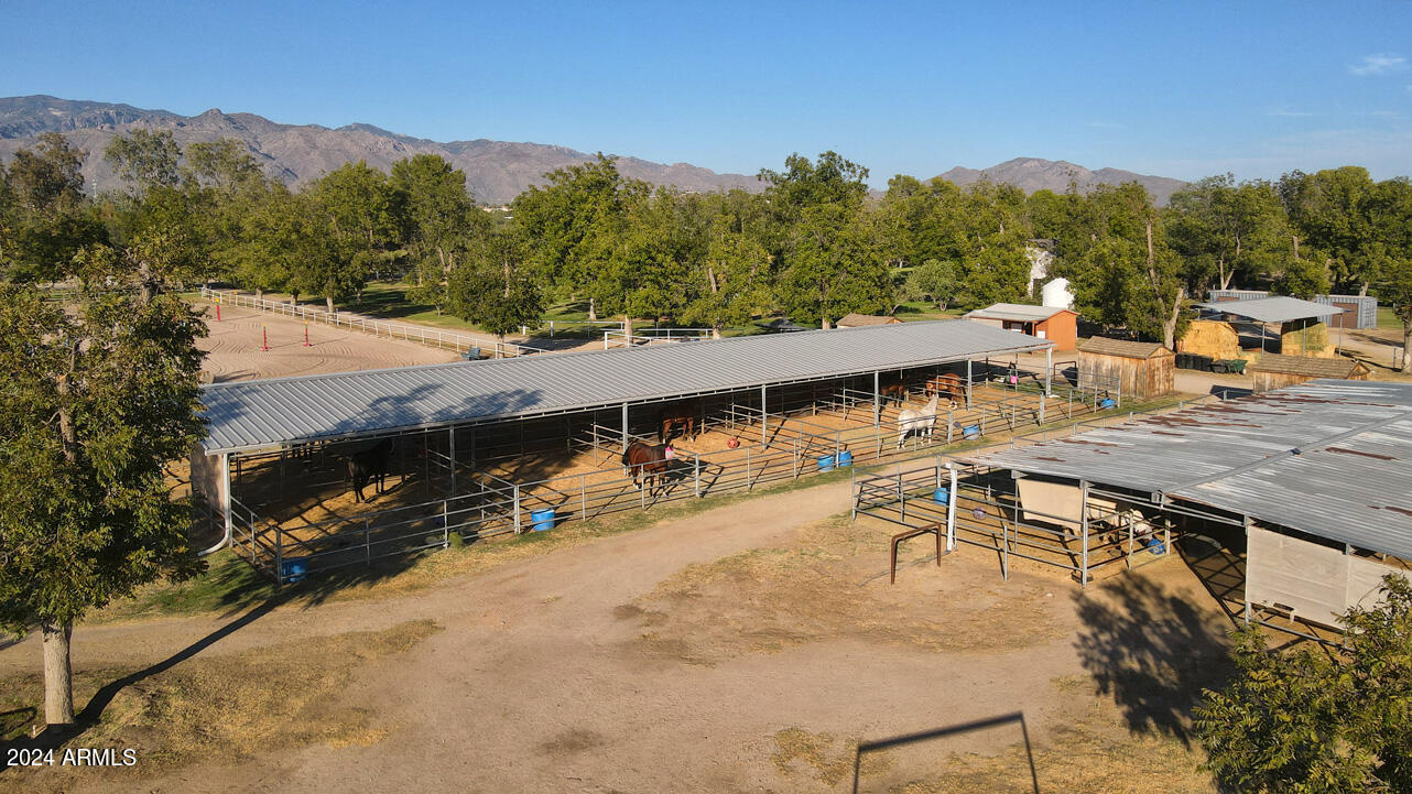TANQUE VERDE COUNTRY ESTATES - Residential
