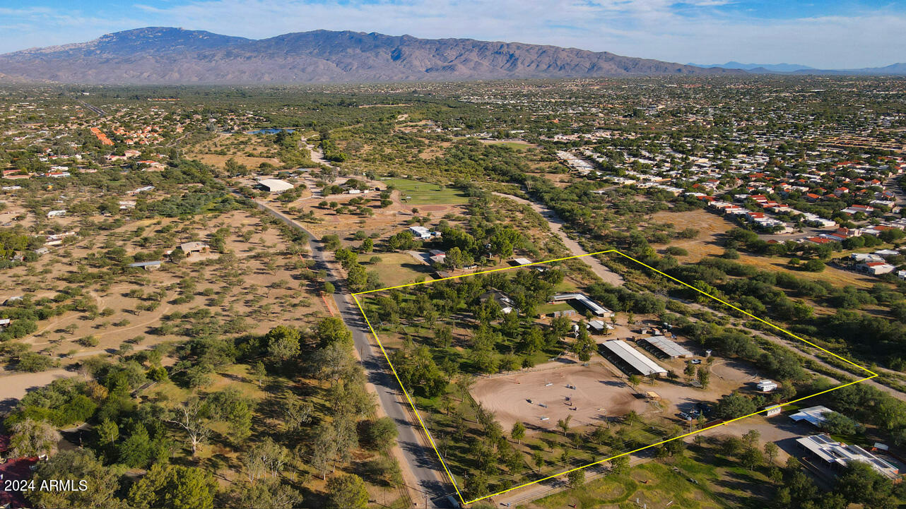 TANQUE VERDE COUNTRY ESTATES - Residential