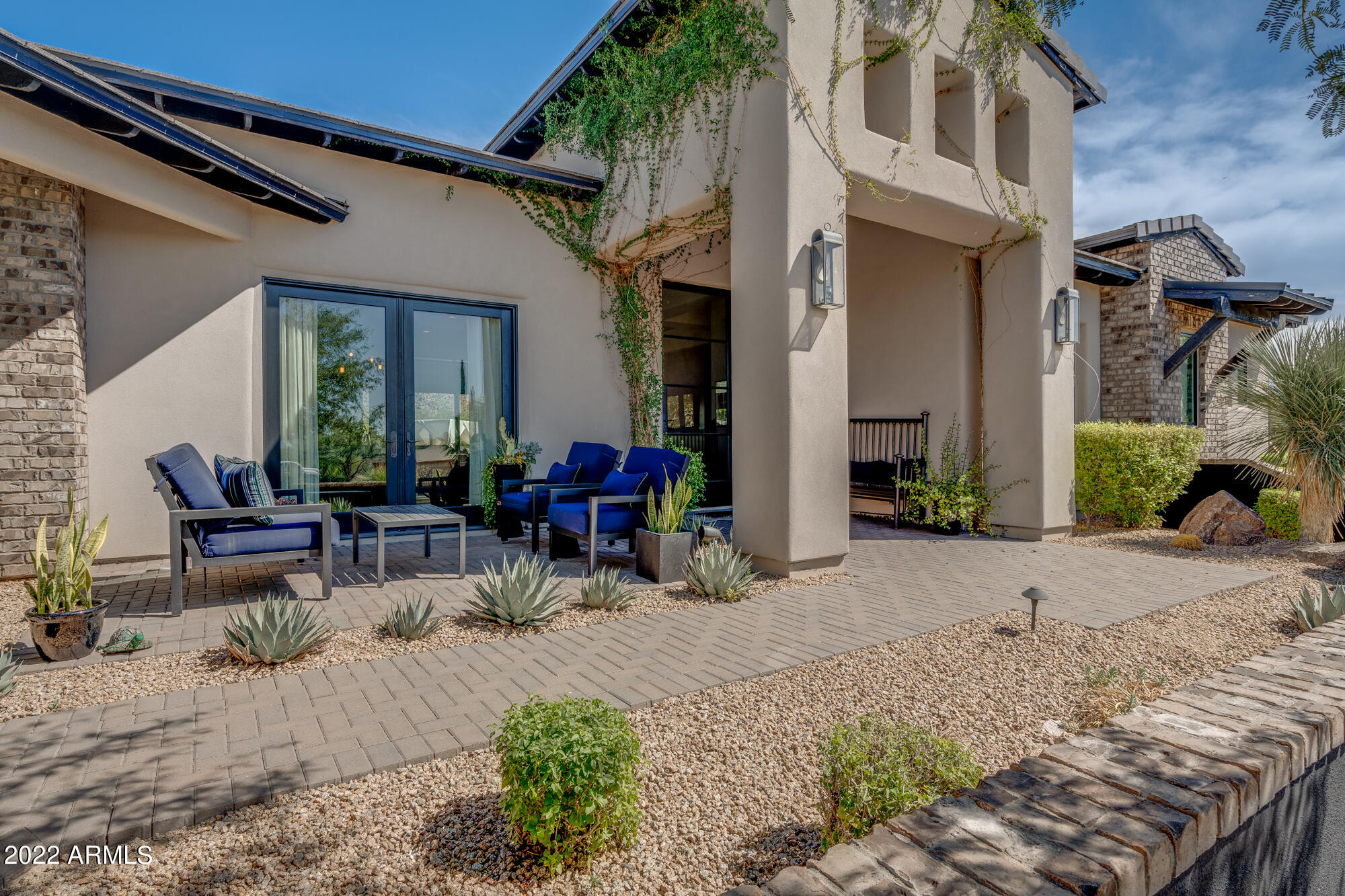 PINNACLE PEAK PLACE - Residential
