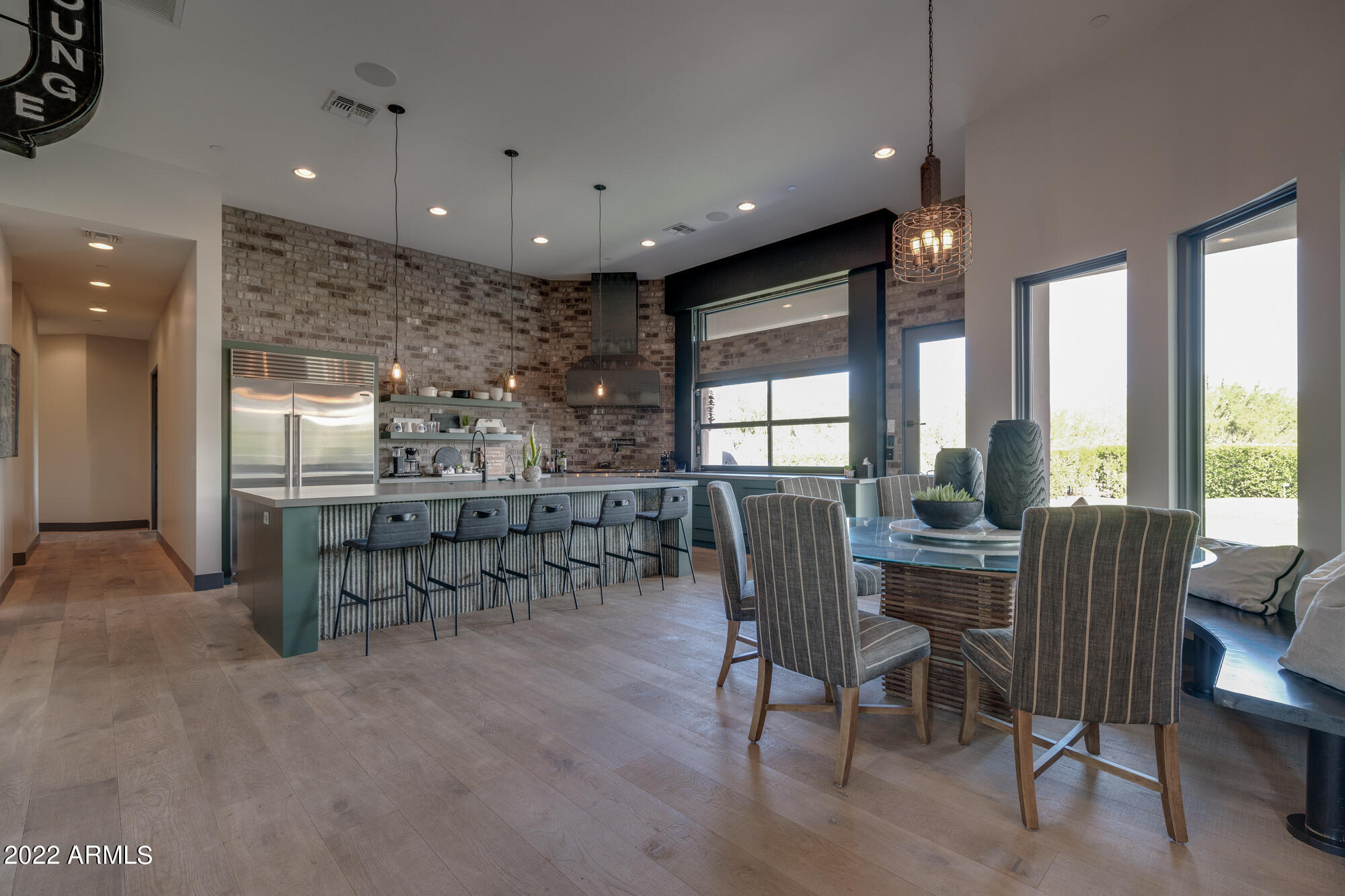 PINNACLE PEAK PLACE - Residential