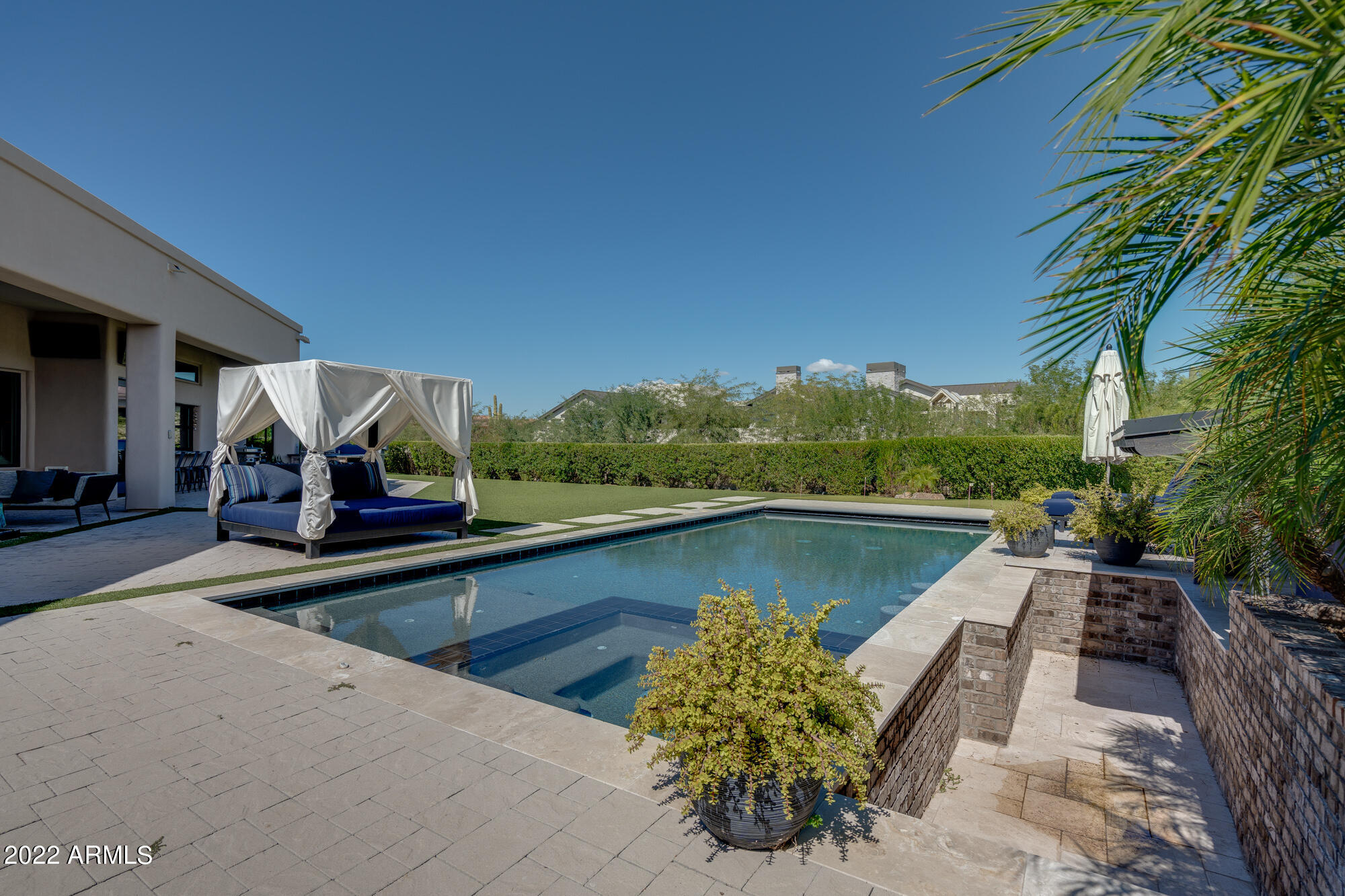 PINNACLE PEAK PLACE - Residential