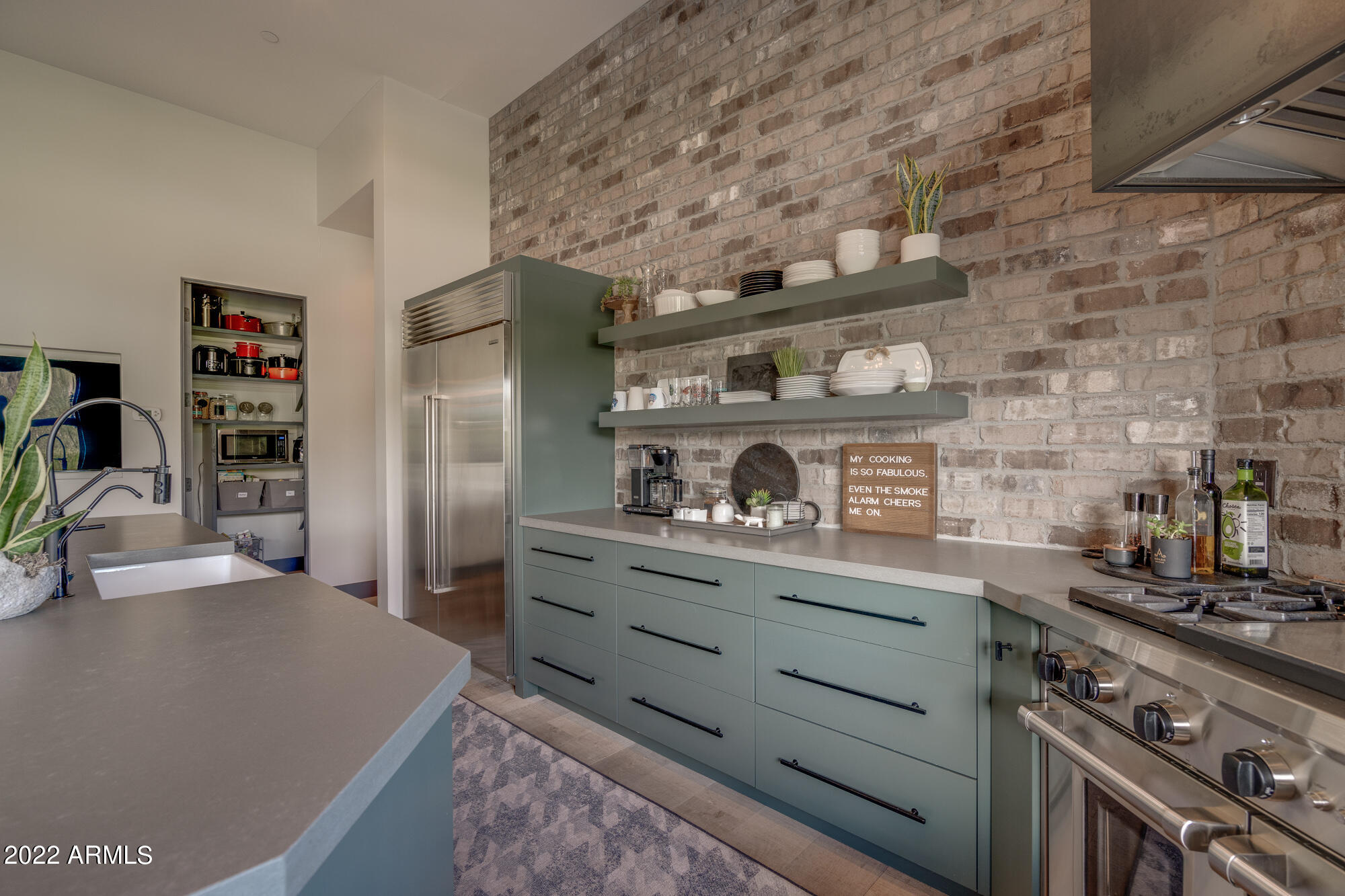 PINNACLE PEAK PLACE - Residential
