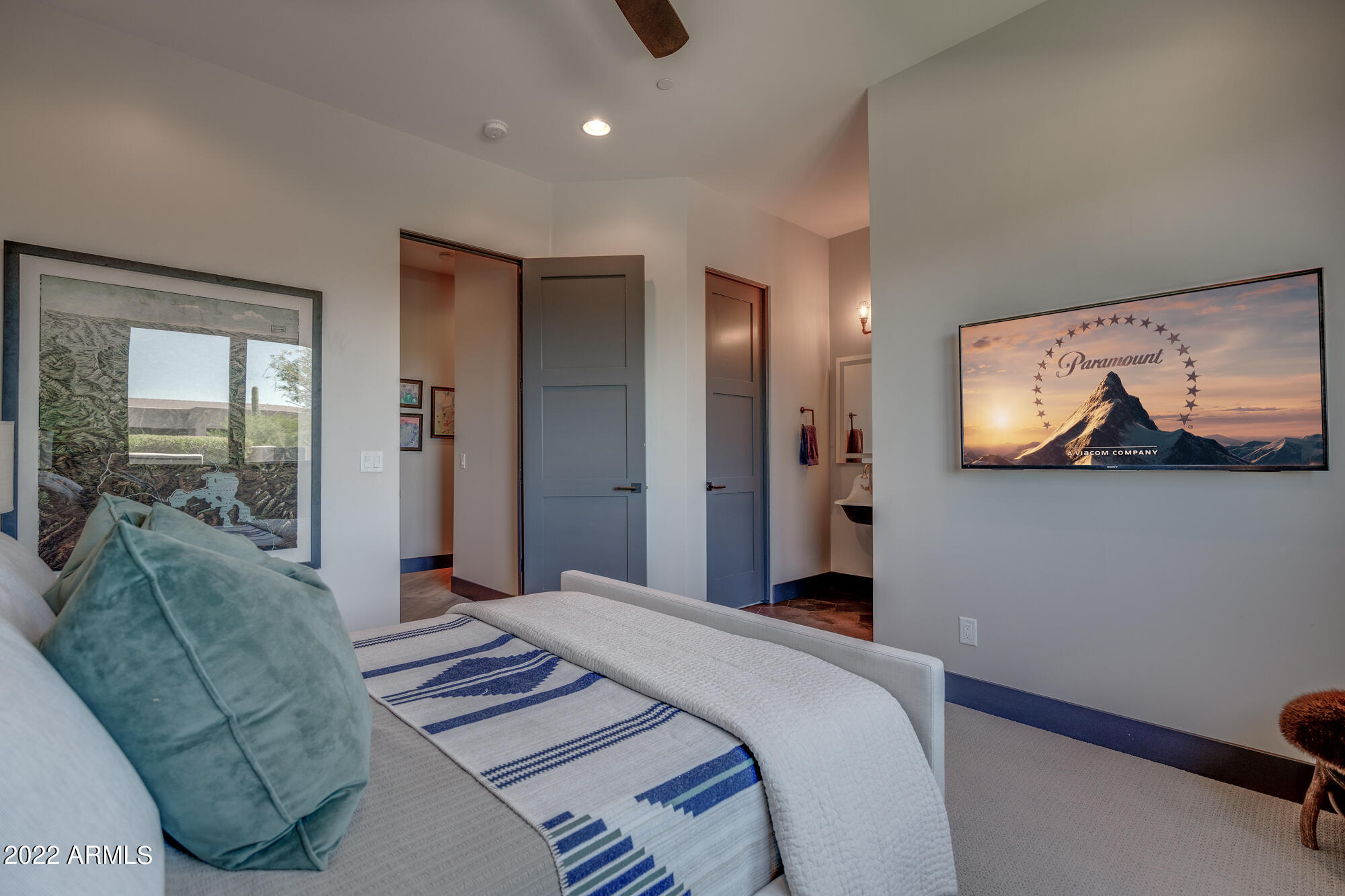PINNACLE PEAK PLACE - Residential