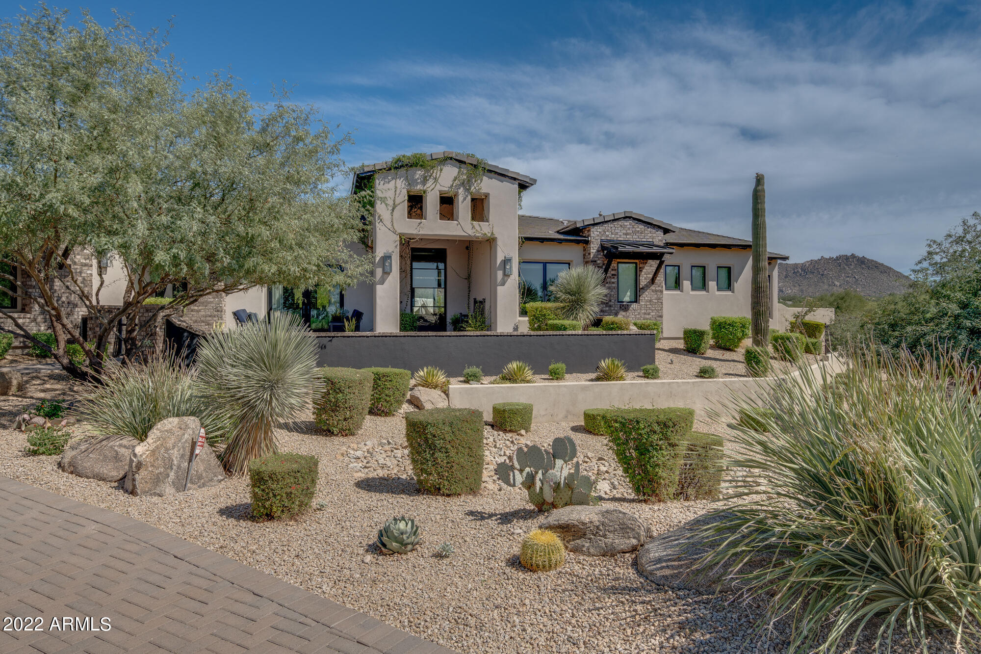 PINNACLE PEAK PLACE - Residential