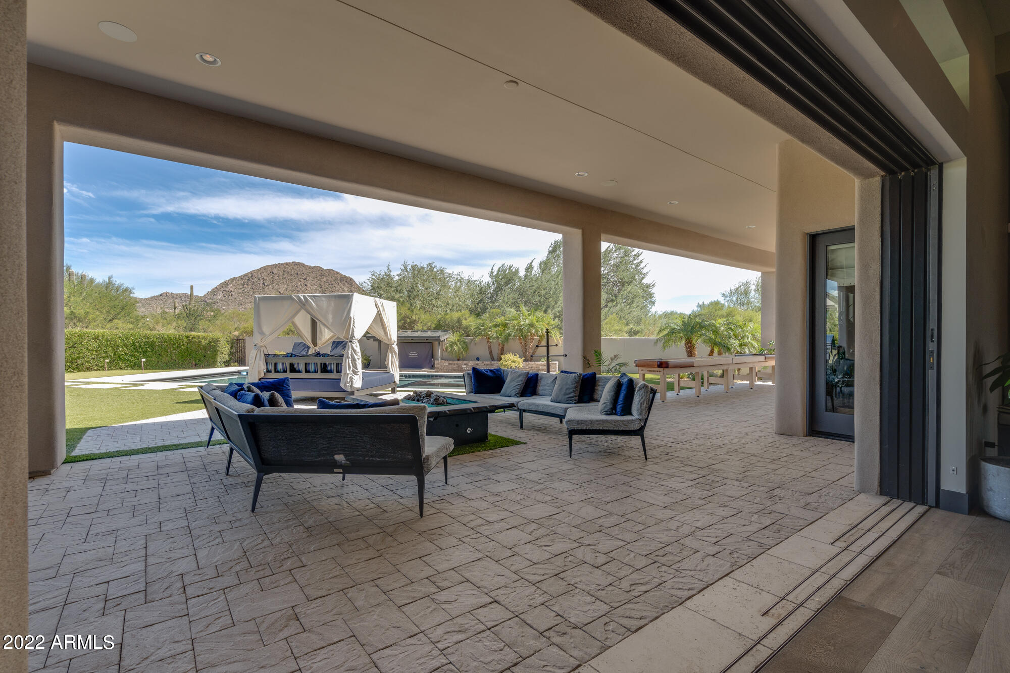PINNACLE PEAK PLACE - Residential