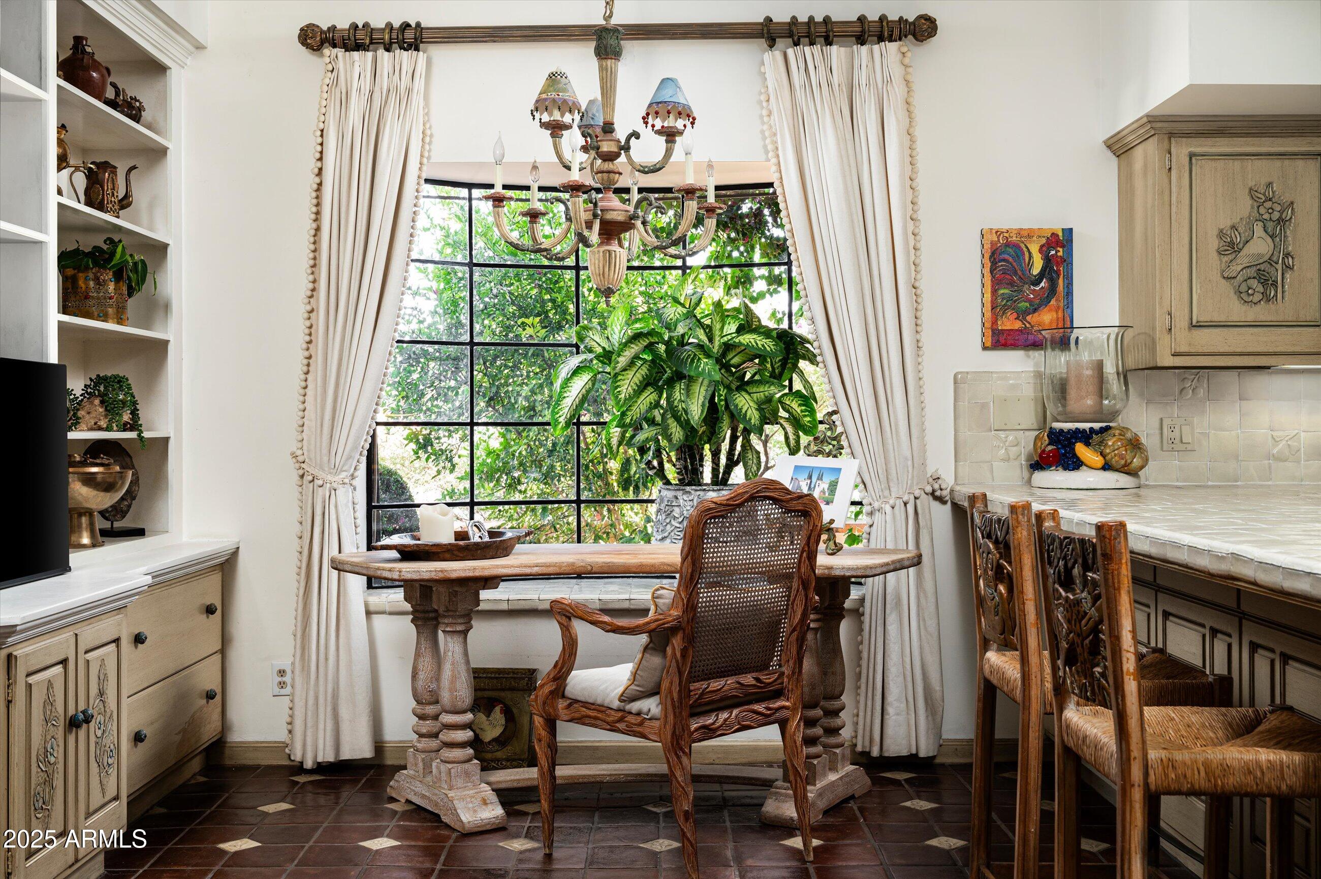 DOS PUERTAS - Residential